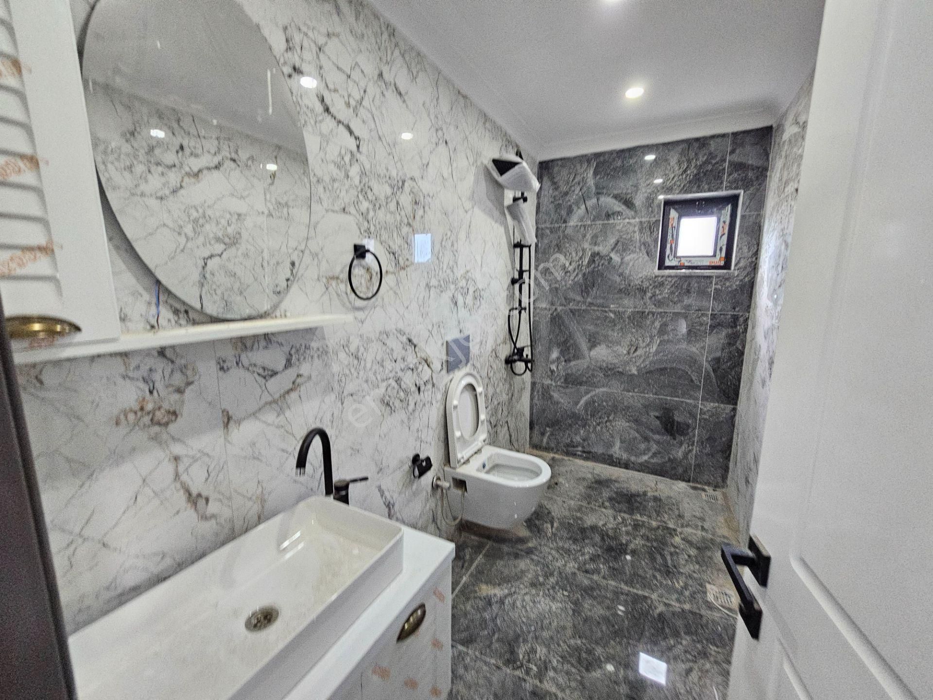 4+1 Müstakil Havuzlu ,denize Yürüme Mesafesinde Kiralık Villa - Görsel 35