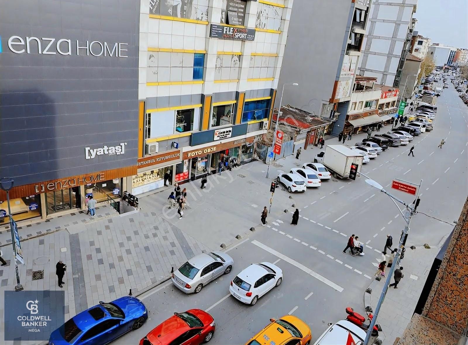 Arnavutköyün Tam Merkezi Avantajlı Konumda Kiralık Büro & Ofis - Görsel 11