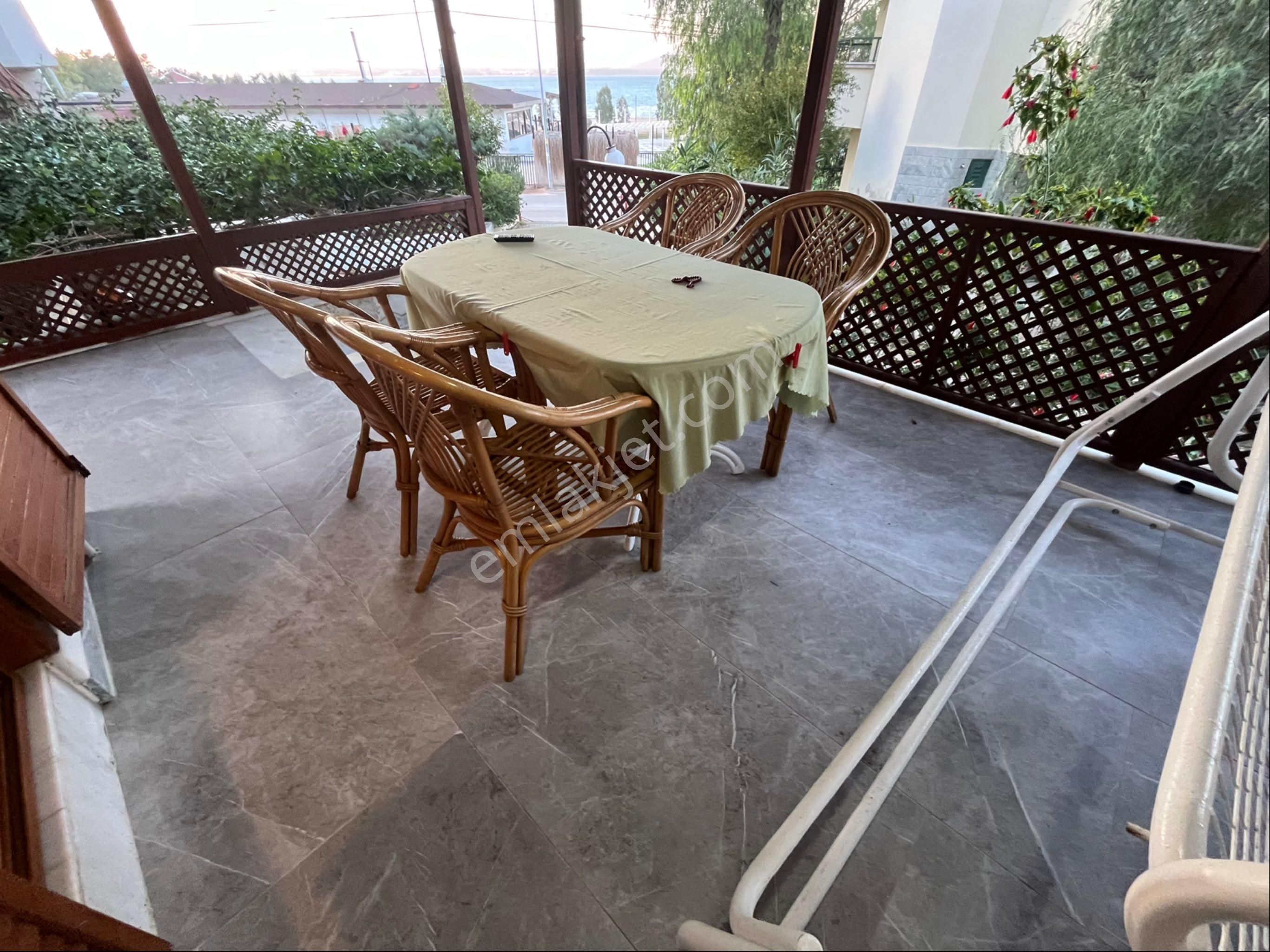 Zirve Gayrimenkul'den Deniz İle Komşu Olucaksınız Denize Mesafe Sadece 50 Mt Havuzlu Bahçeli Villa - Görsel 9