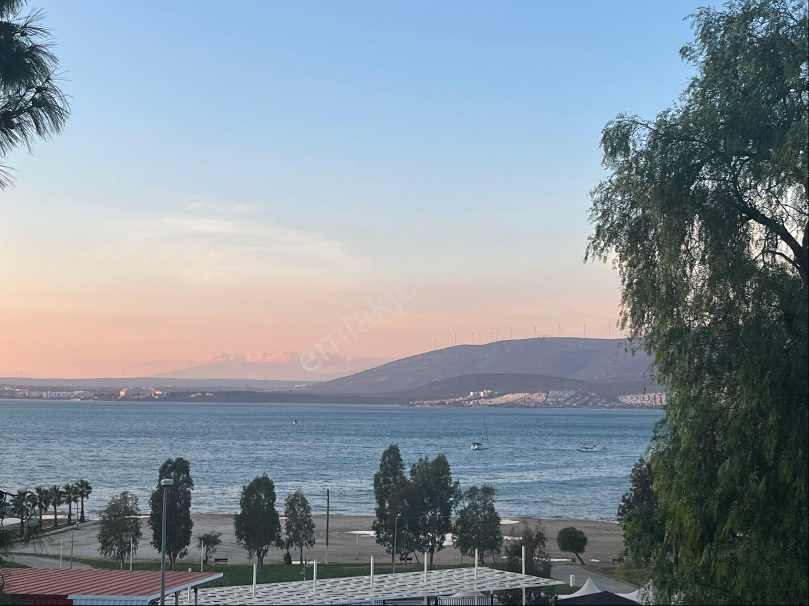 Zirve Gayrimenkul'den Deniz İle Komşu Olucaksınız Denize Mesafe Sadece 50 Mt Havuzlu Bahçeli Villa - Görsel 31