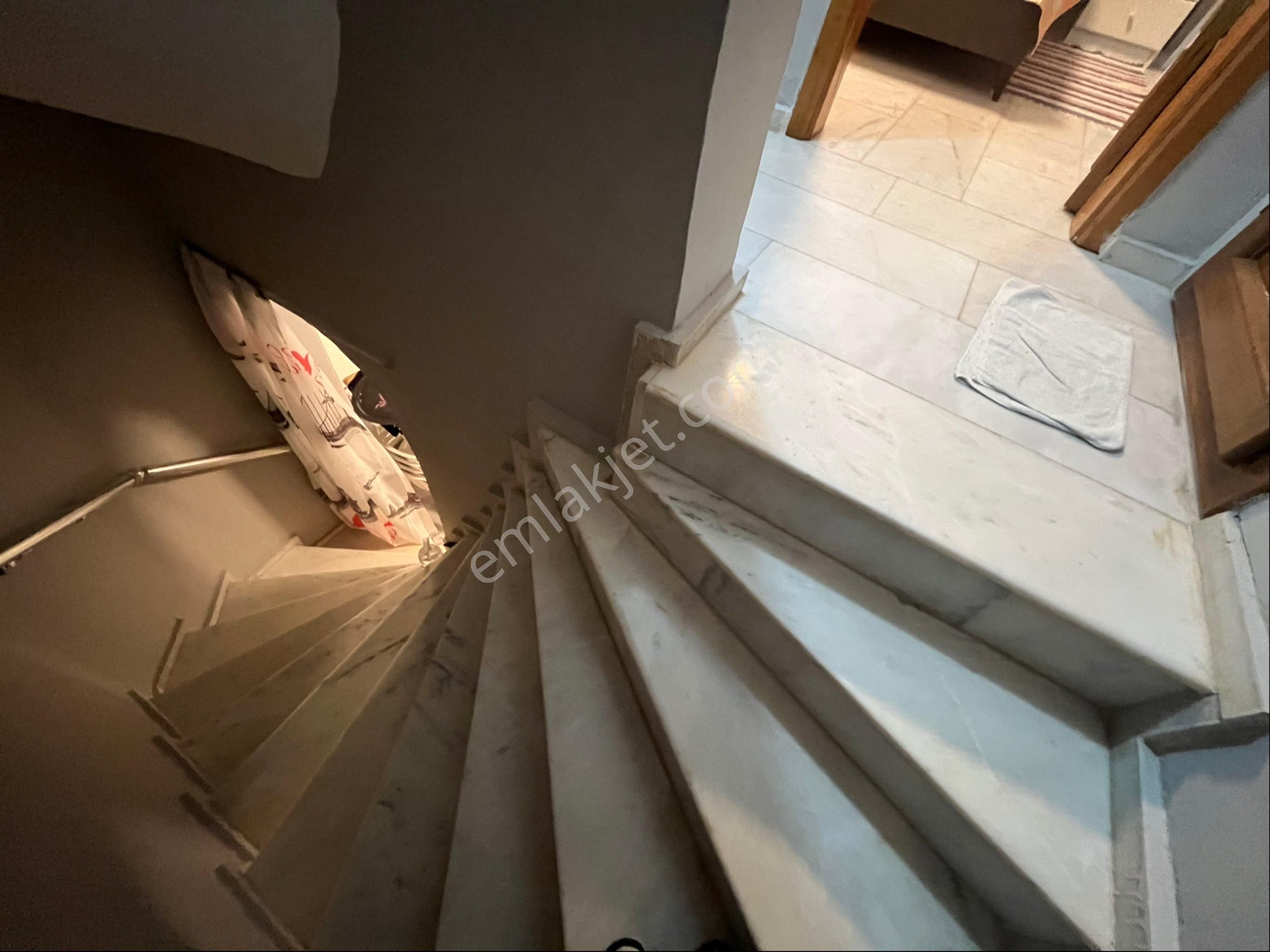 Zirve Gayrimenkul'den Deniz İle Komşu Olucaksınız Denize Mesafe Sadece 50 Mt Havuzlu Bahçeli Villa - Görsel 21