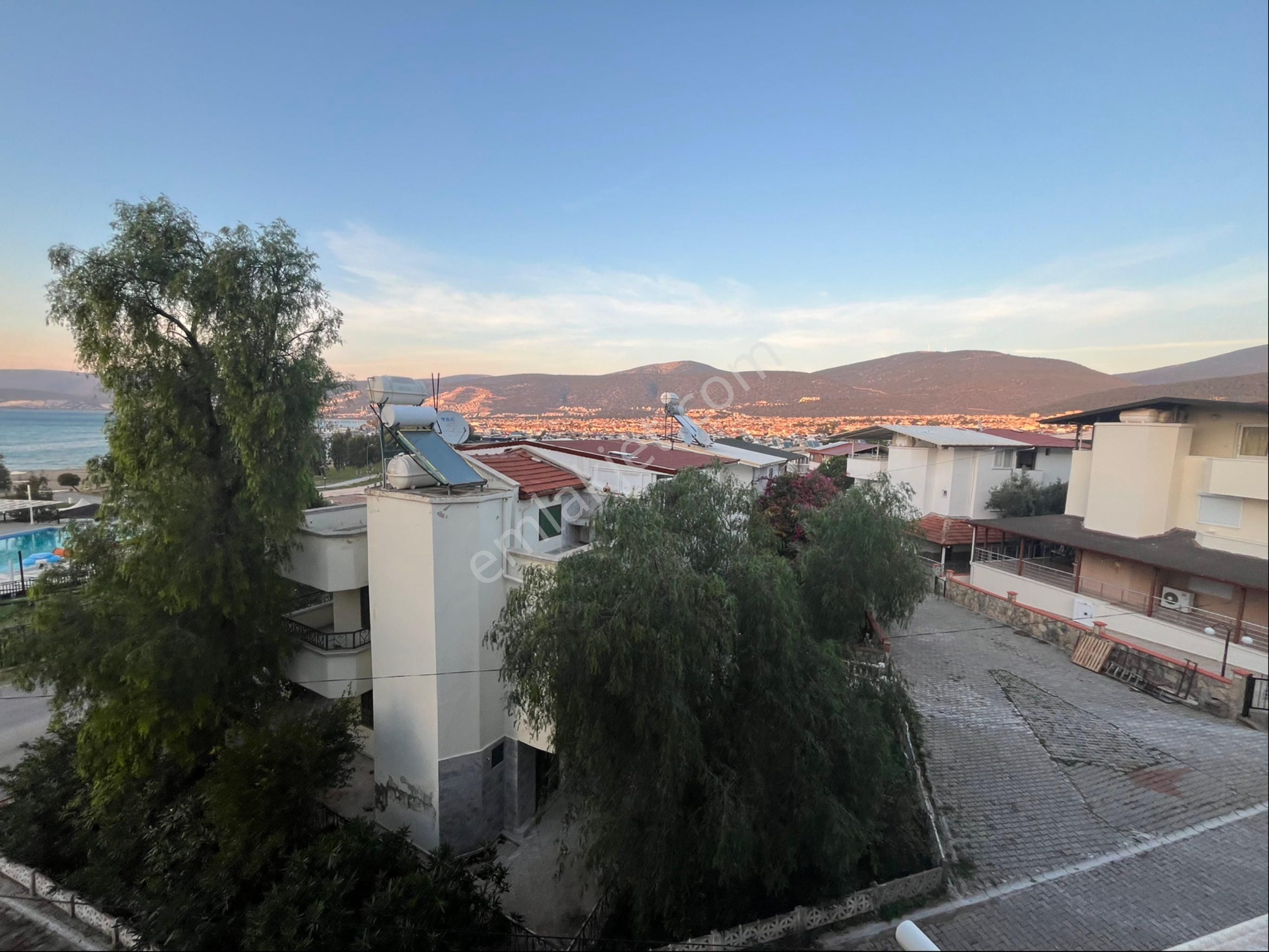 Zirve Gayrimenkul'den Deniz İle Komşu Olucaksınız Denize Mesafe Sadece 50 Mt Havuzlu Bahçeli Villa - Görsel 33