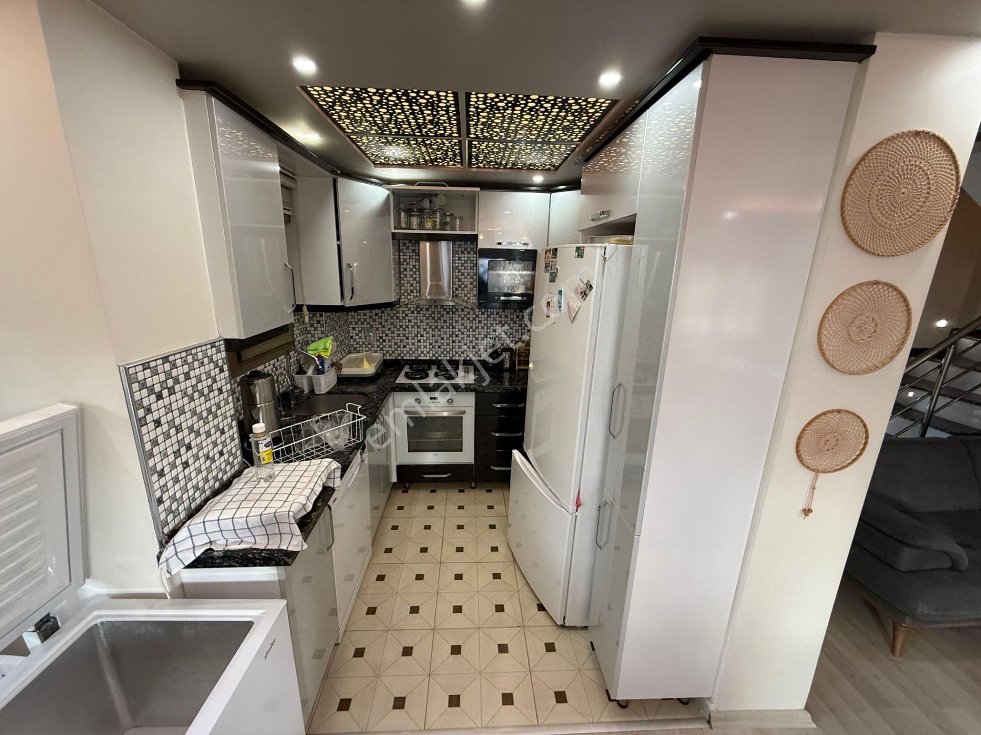 İzmir Dikili Salihleraltında Satılık 4+1 Full Lüks Villa - Görsel 6