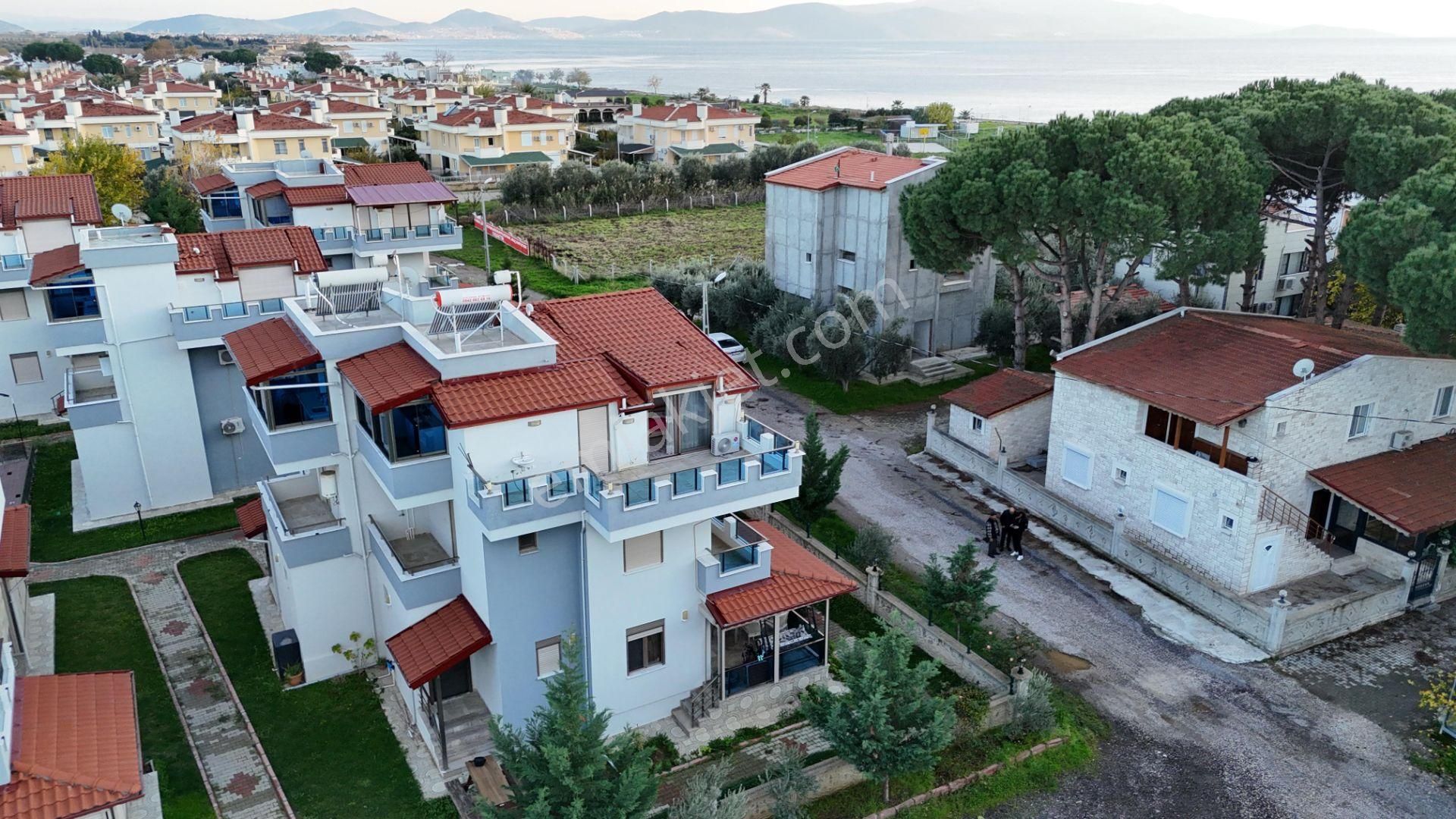 İzmir Dikili Salihleraltında Satılık 4+1 Full Lüks Villa - Görsel 12