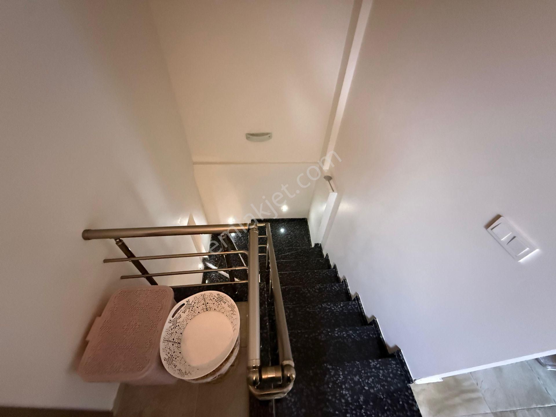 İzmir Dikili Salihleraltında Satılık 4+1 Full Lüks Villa - Görsel 34