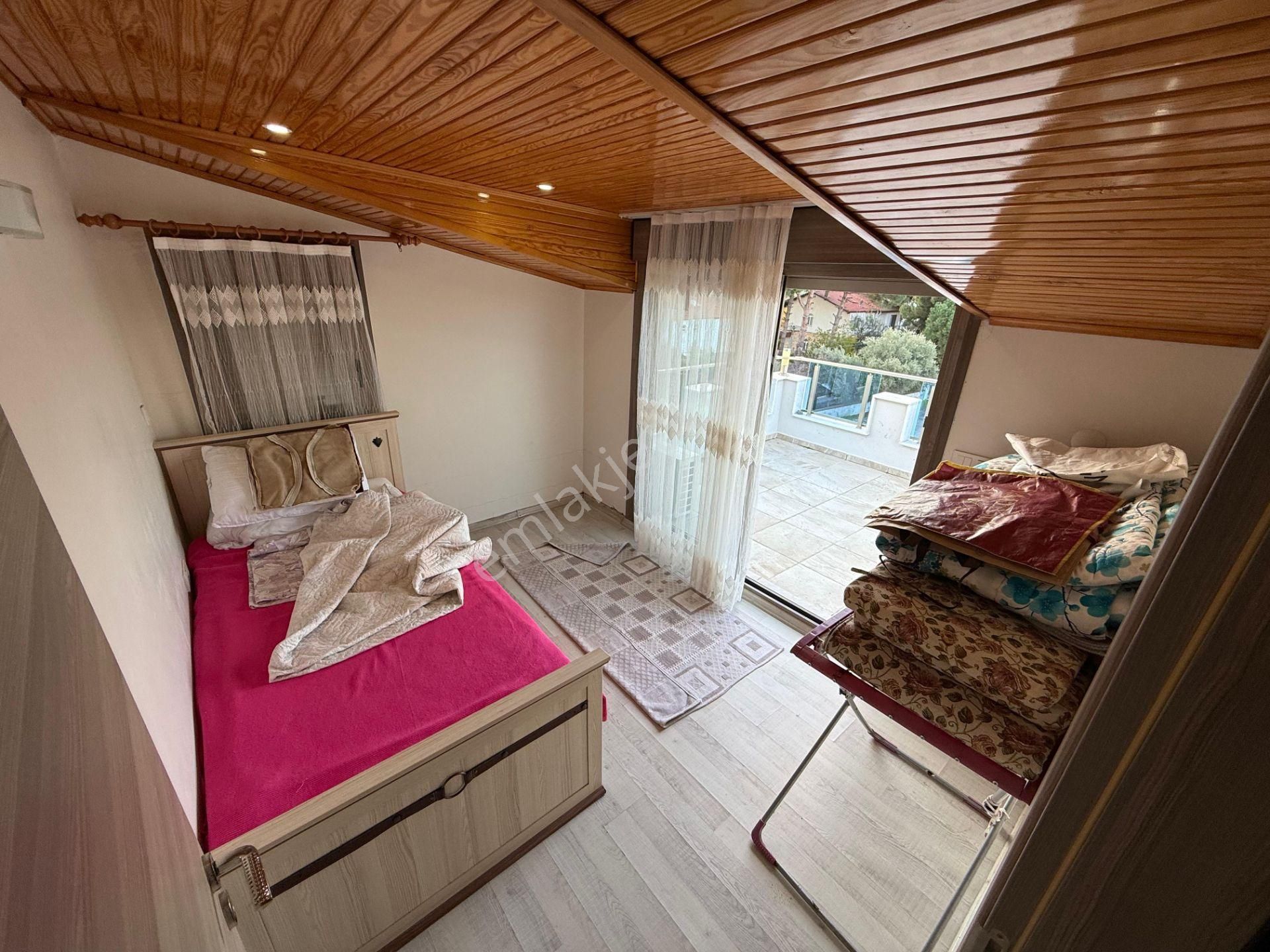 İzmir Dikili Salihleraltında Satılık 4+1 Full Lüks Villa - Görsel 18