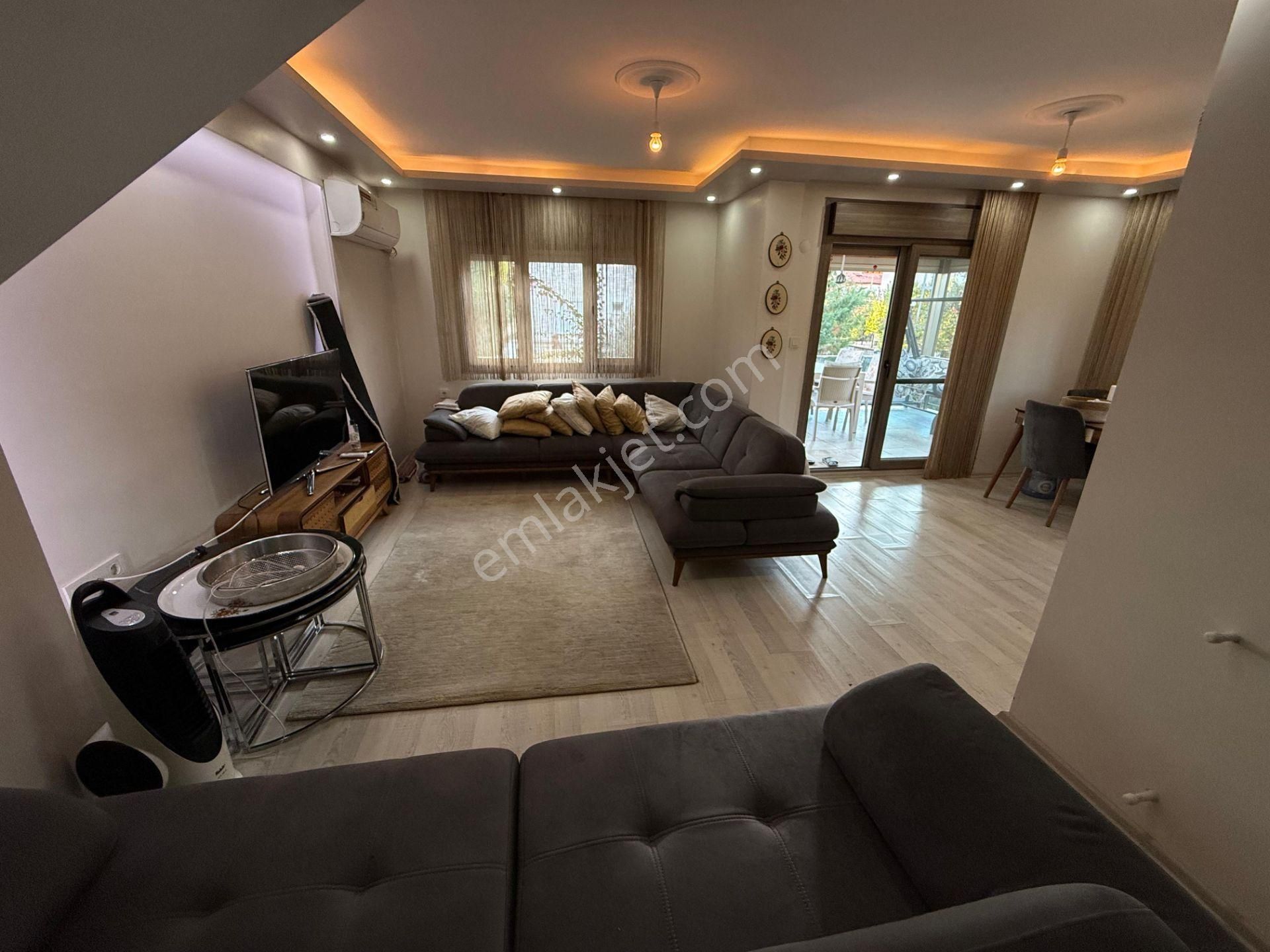 İzmir Dikili Salihleraltında Satılık 4+1 Full Lüks Villa - Görsel 31