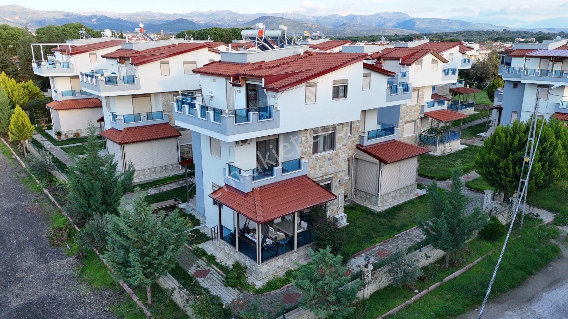 İzmir Dikili Salihleraltında Satılık 4+1 Full Lüks Villa - Görsel 9