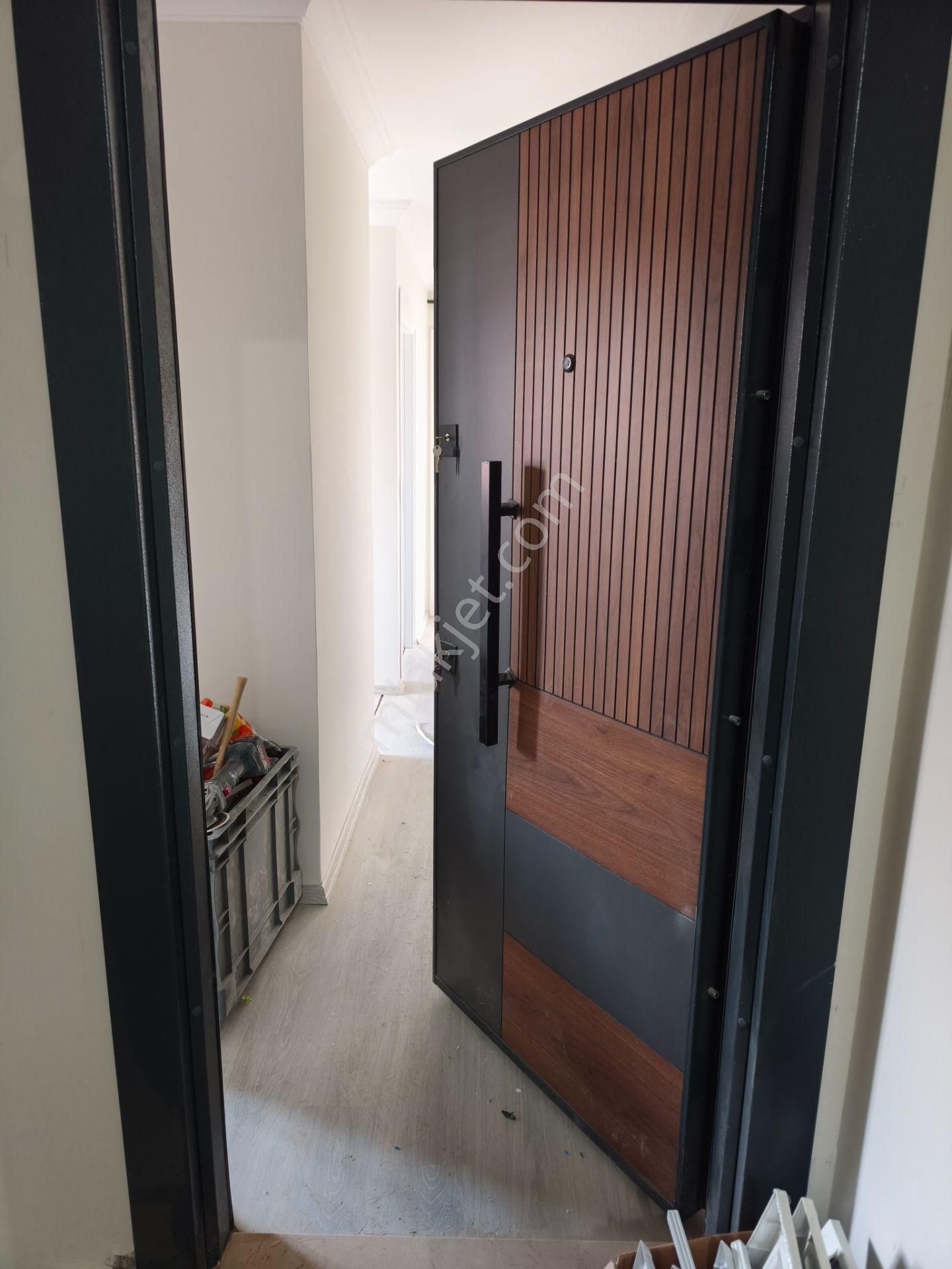 Acil Sultanbeyli Fatih Mah Satılık 170 M.4+1 Üst Düblx - Görsel 5