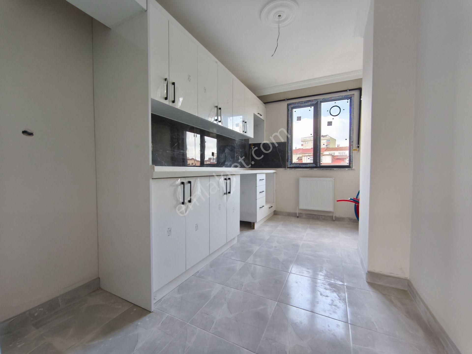 Acil Sultanbeyli Fatih Mah Satılık 170 M.4+1 Üst Düblx - Görsel 11