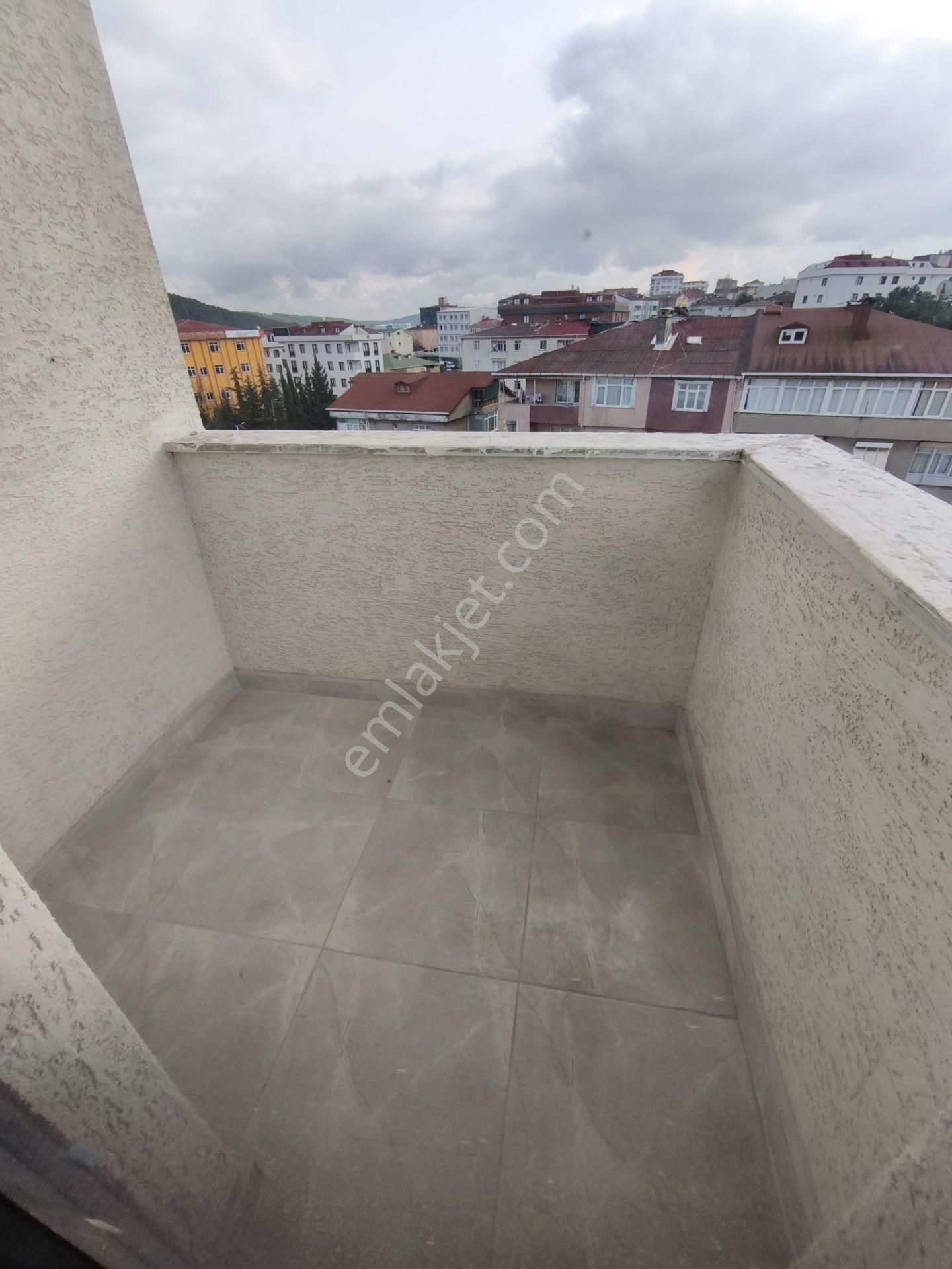 Acil Sultanbeyli Fatih Mah Satılık 170 M.4+1 Üst Düblx - Görsel 7