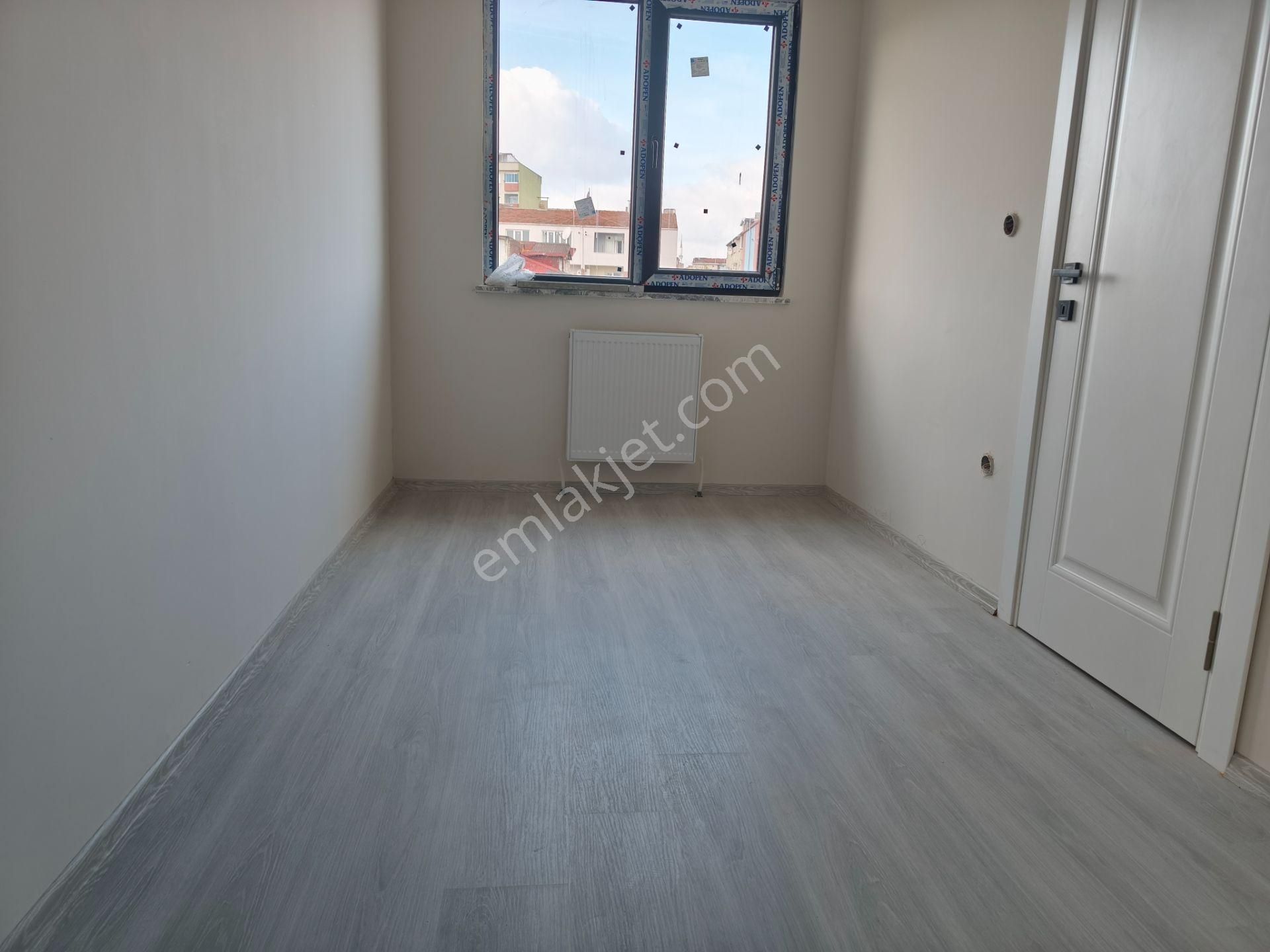 Acil Sultanbeyli Fatih Mah Satılık 170 M.4+1 Üst Düblx - Görsel 12