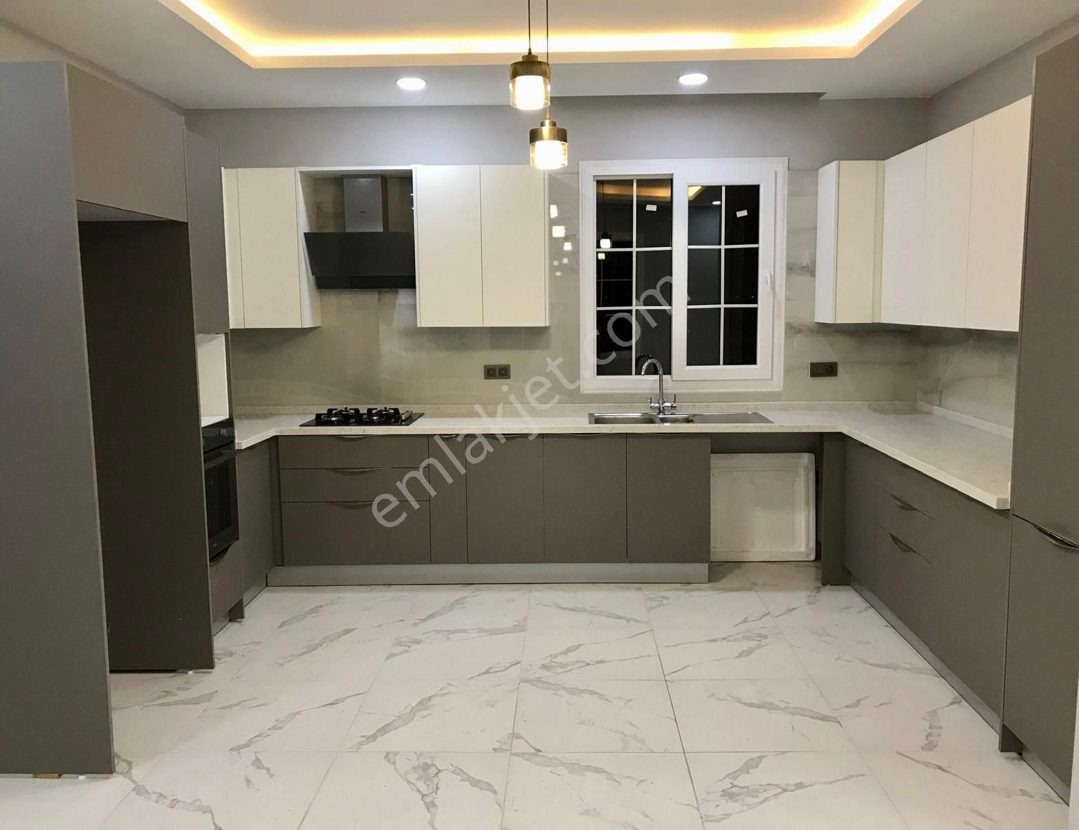 Yeniköy Çok Geniş 3+1 Villa Müstakil! - Görsel 30