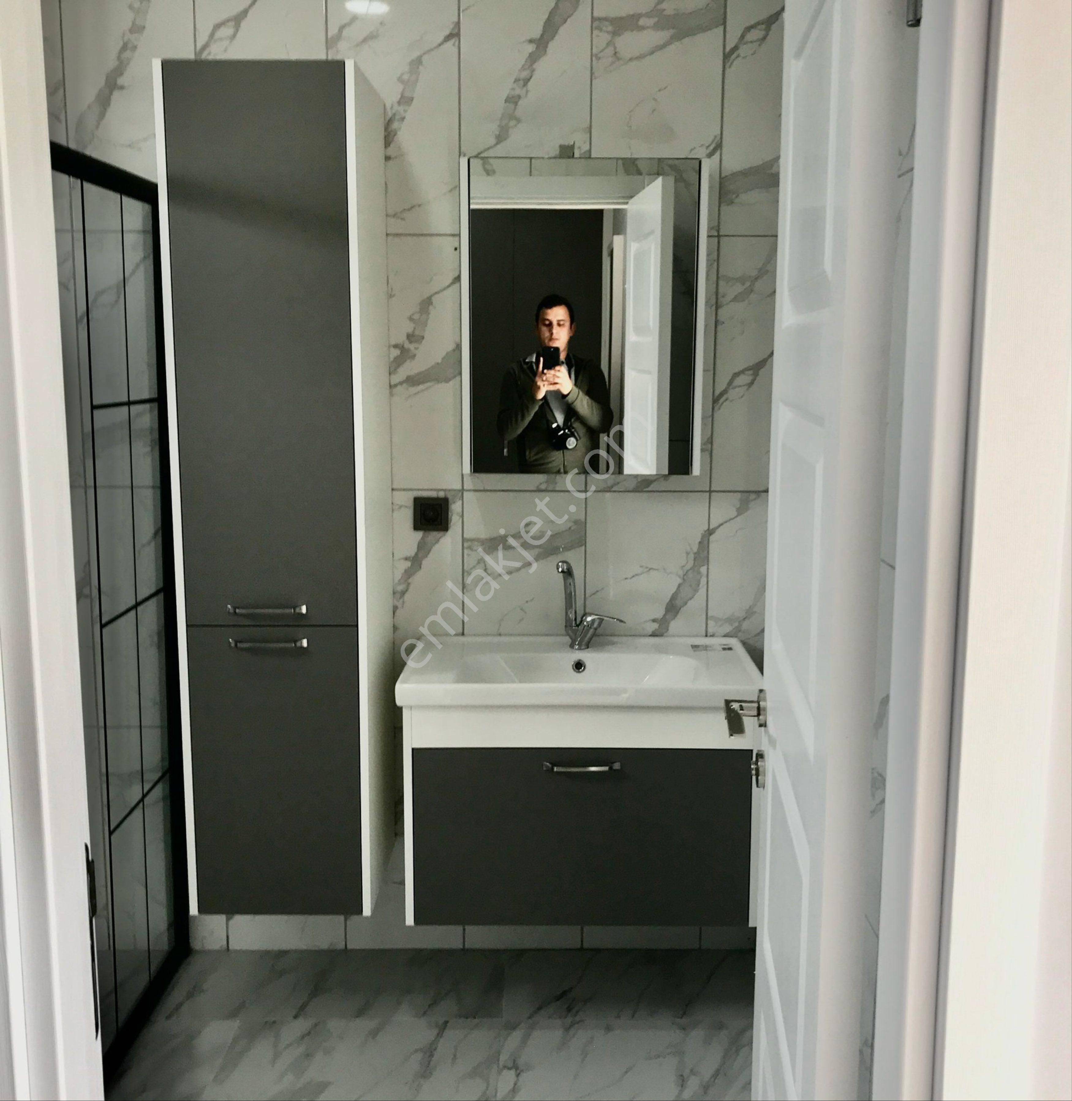 Yeniköy Çok Geniş 3+1 Villa Müstakil! - Görsel 7