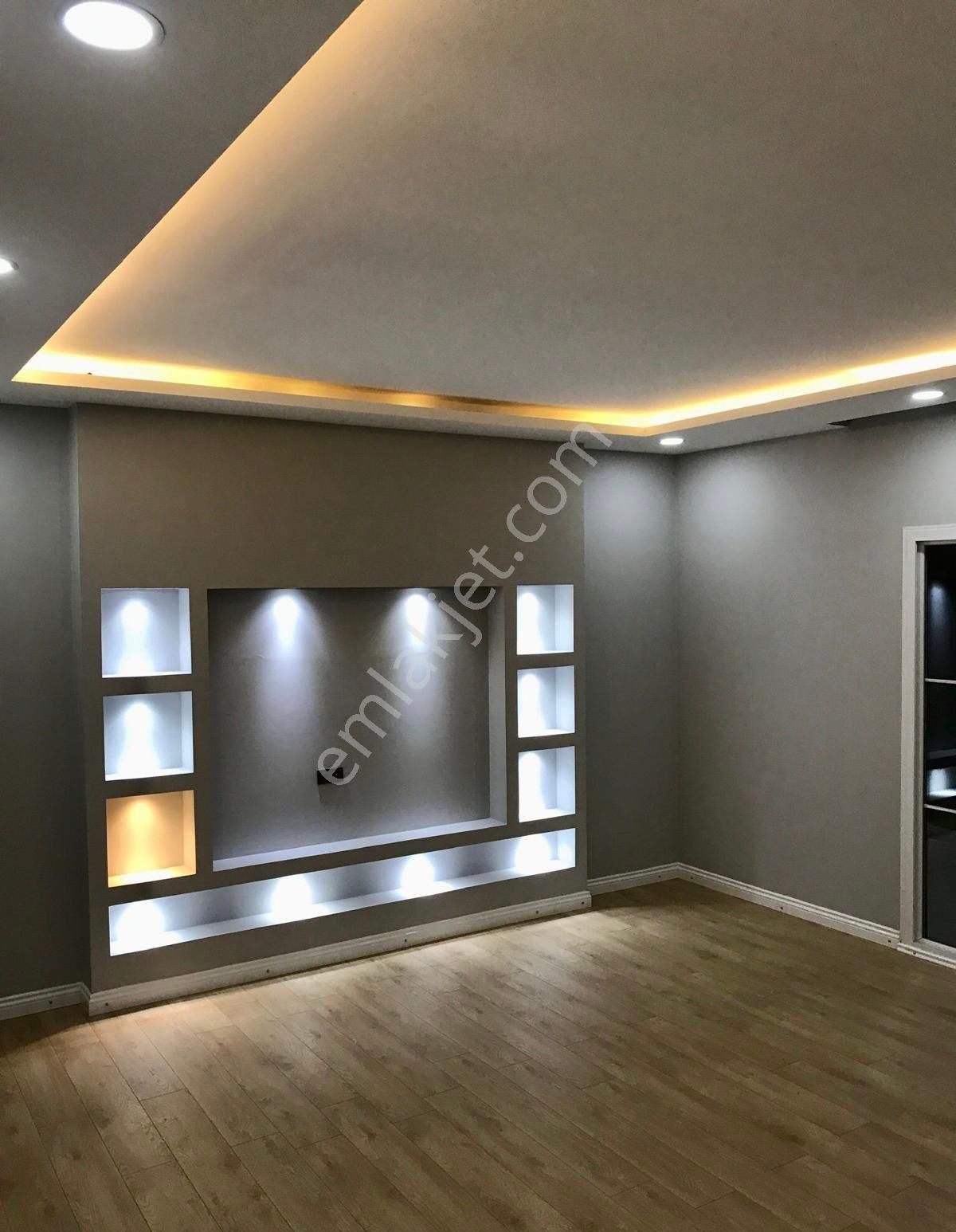 Yeniköy Çok Geniş 3+1 Villa Müstakil! - Görsel 27