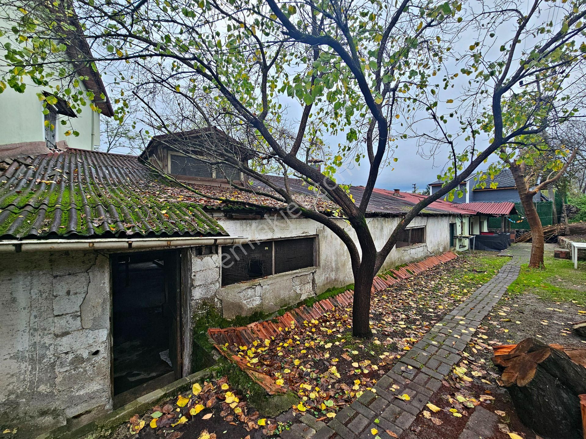 Kartepe-eşme Göl Manzaralı 330 M2 Üç Katlı Satılık Müstakil Ev - Görsel 29