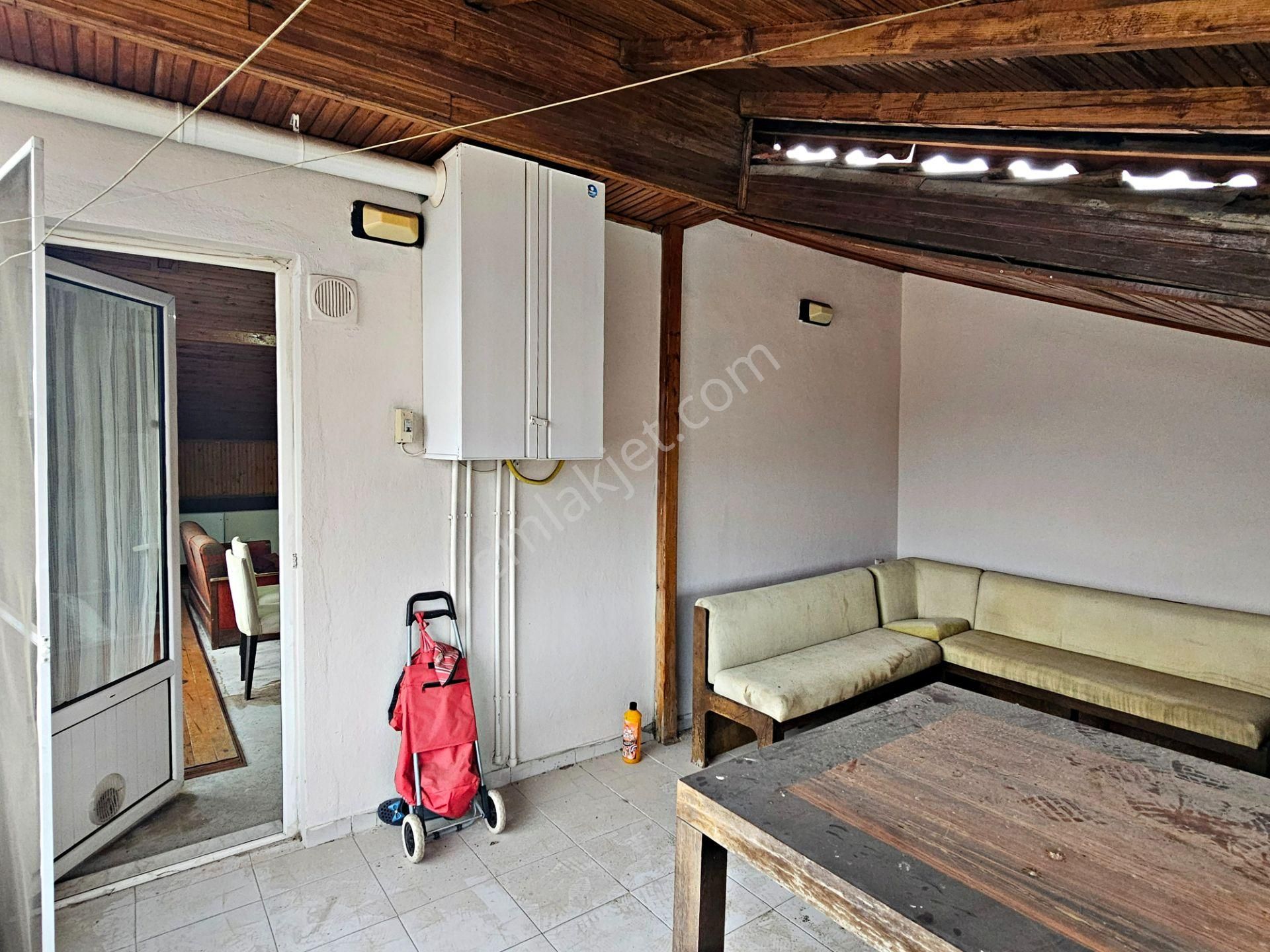 Kartepe-eşme Göl Manzaralı 330 M2 Üç Katlı Satılık Müstakil Ev - Görsel 27