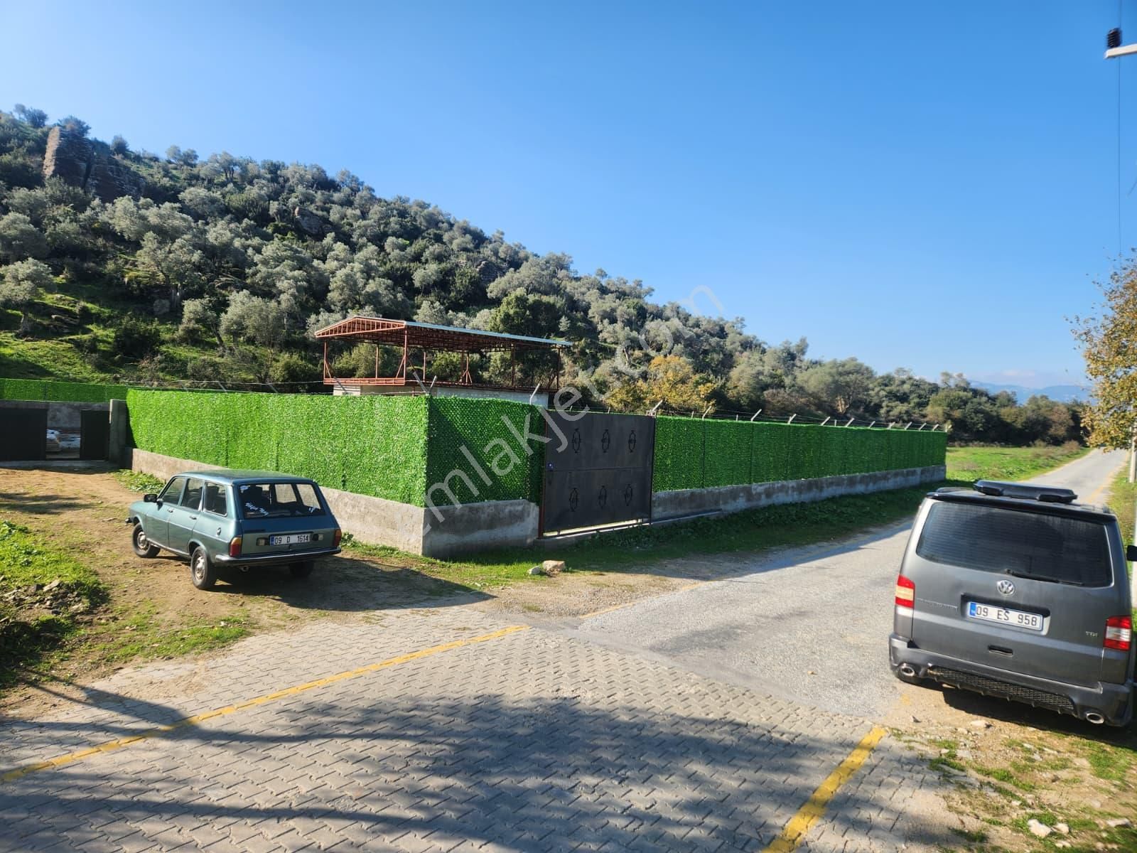 Akinitadan Aydın Söke Nalbantlarda Satılık Müstakil Arsa Ve Ev