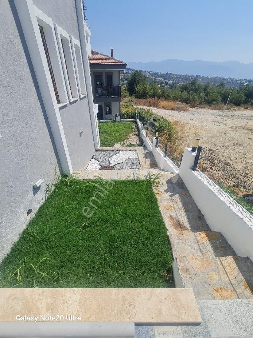 Soğucak'ta Geniş Bahçeli 3+1 Sıfır Satılık Villa - Görsel 6