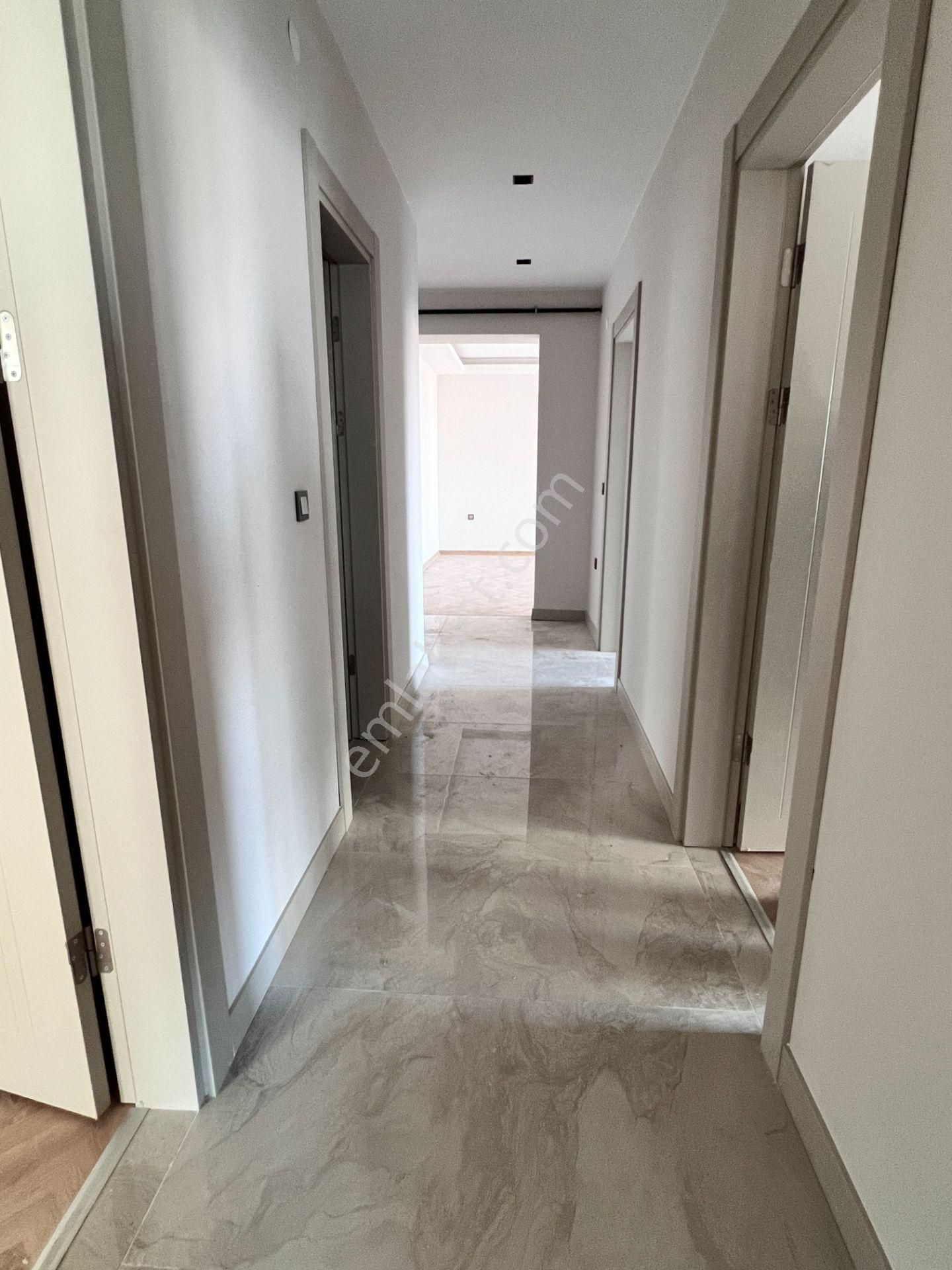 Remax Advantage'dan Çelebı Podyumda Ara Kat Genış Daıre - Görsel 7