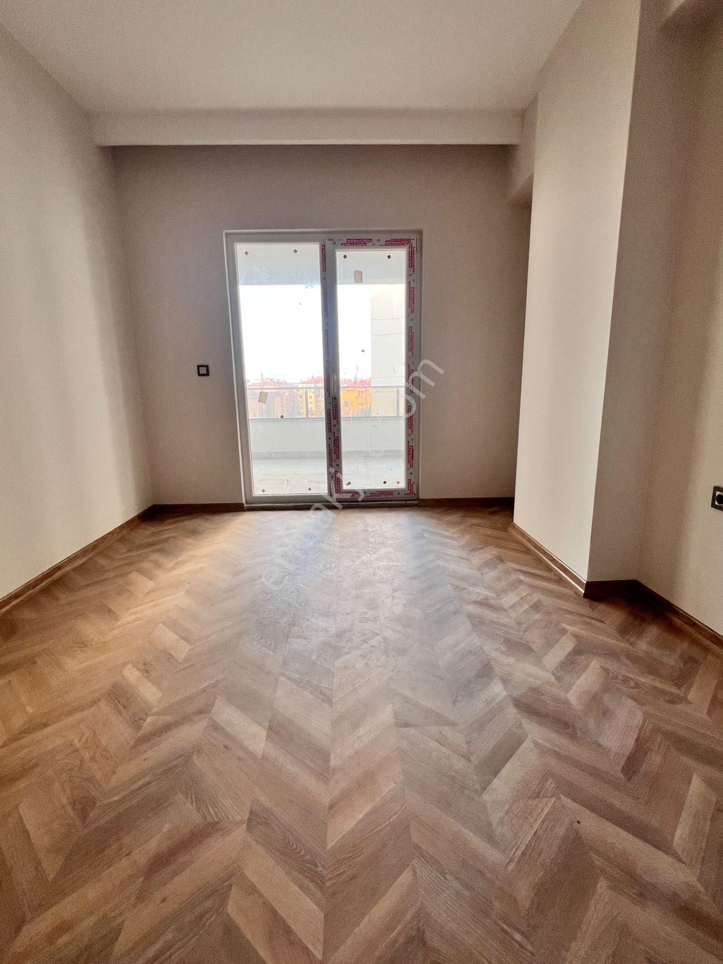 Remax Advantage'dan Çelebı Podyumda Ara Kat Genış Daıre - Görsel 13