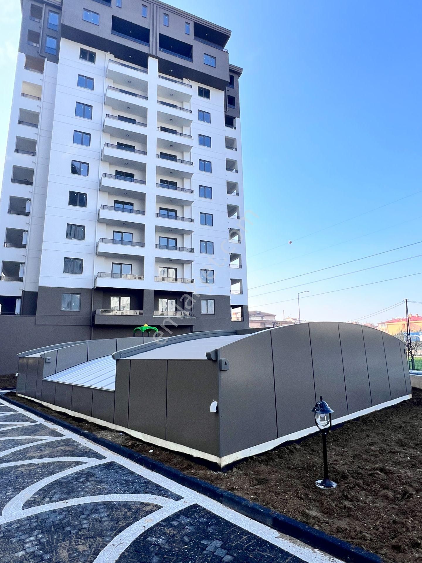 Remax Advantage'dan Çelebı Podyumda Ara Kat Genış Daıre - Görsel 23