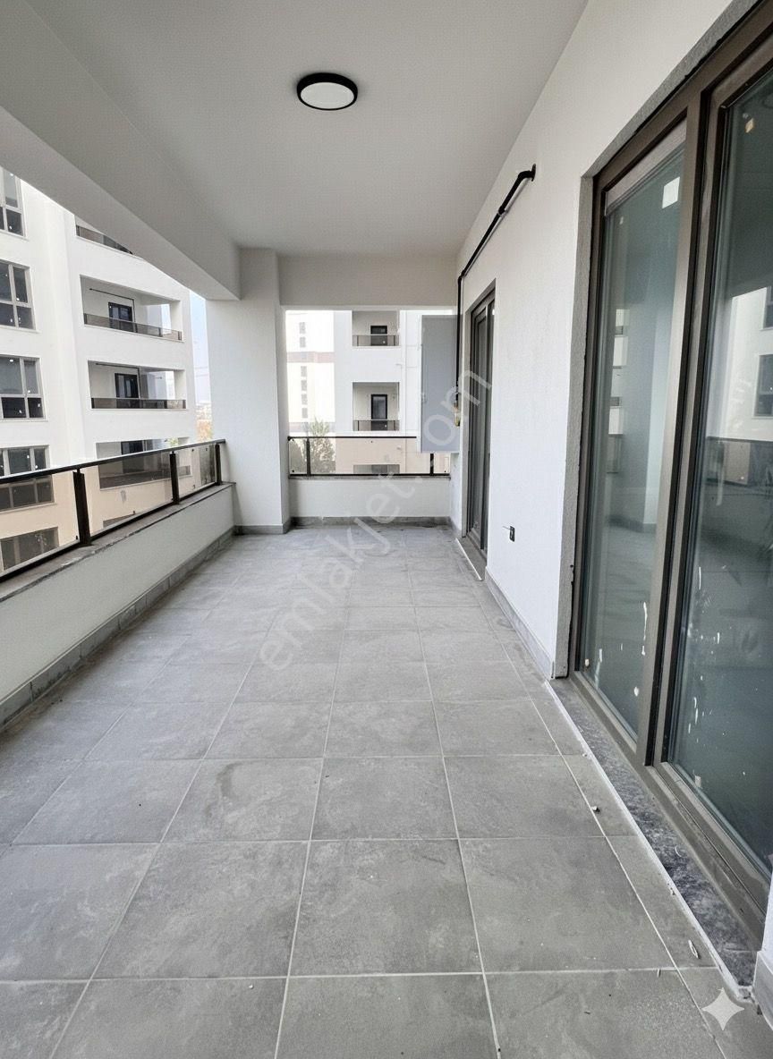 Remax Advantage'dan Çelebı Podyumda Ara Kat Genış Daıre - Görsel 11