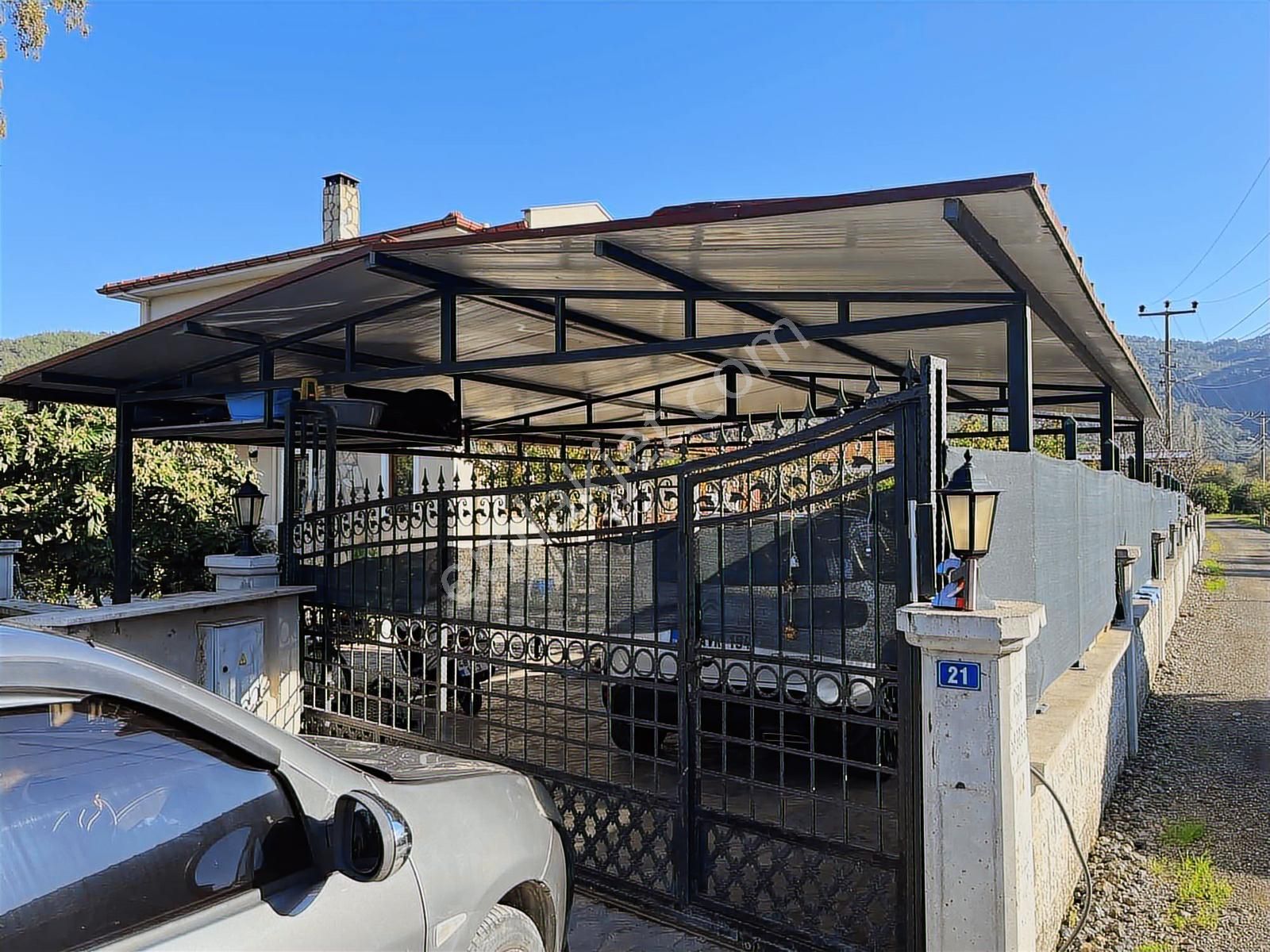 Lavınıa'dan Ortaca'da Müstakil Kiralık Villa - Görsel 2