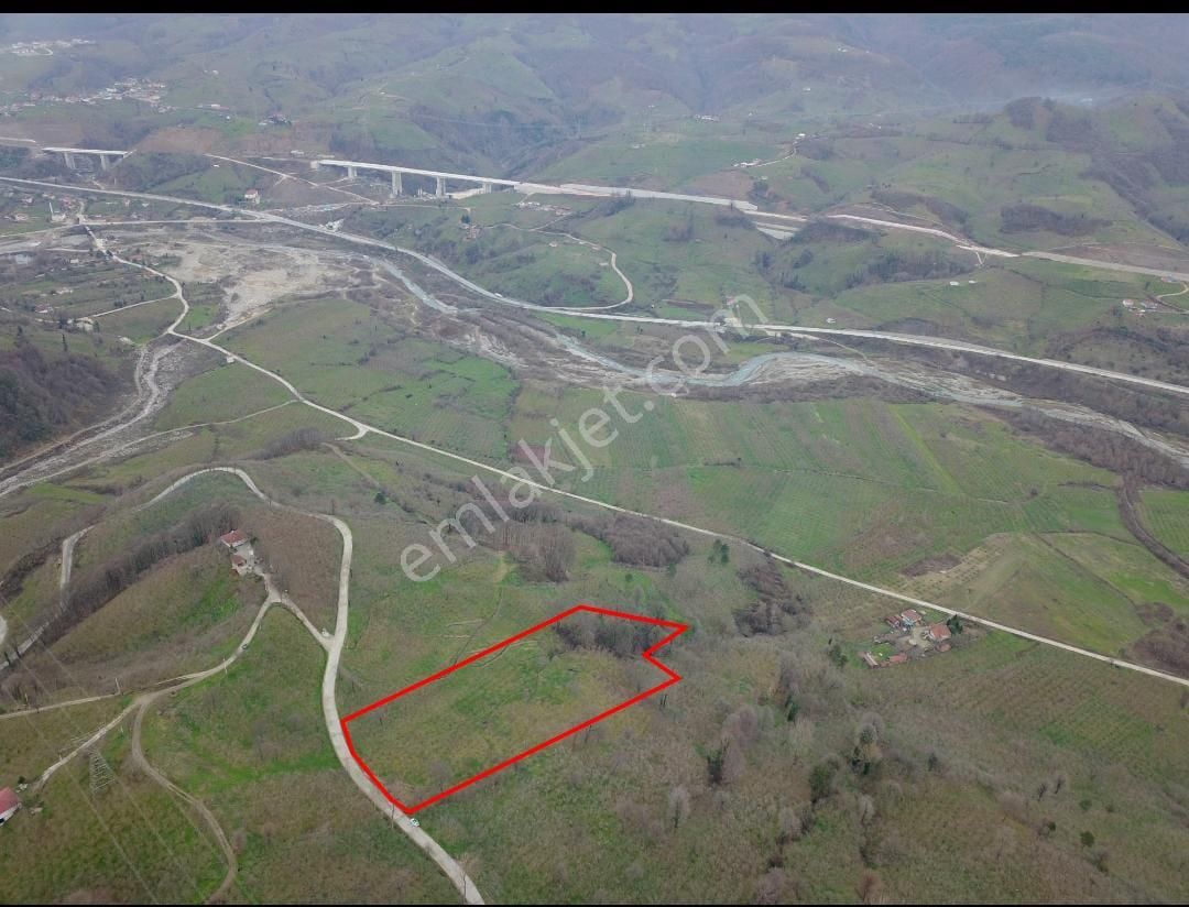 Esmer Emlak'tan Satılık Baraj Manzaralı Fındıklık