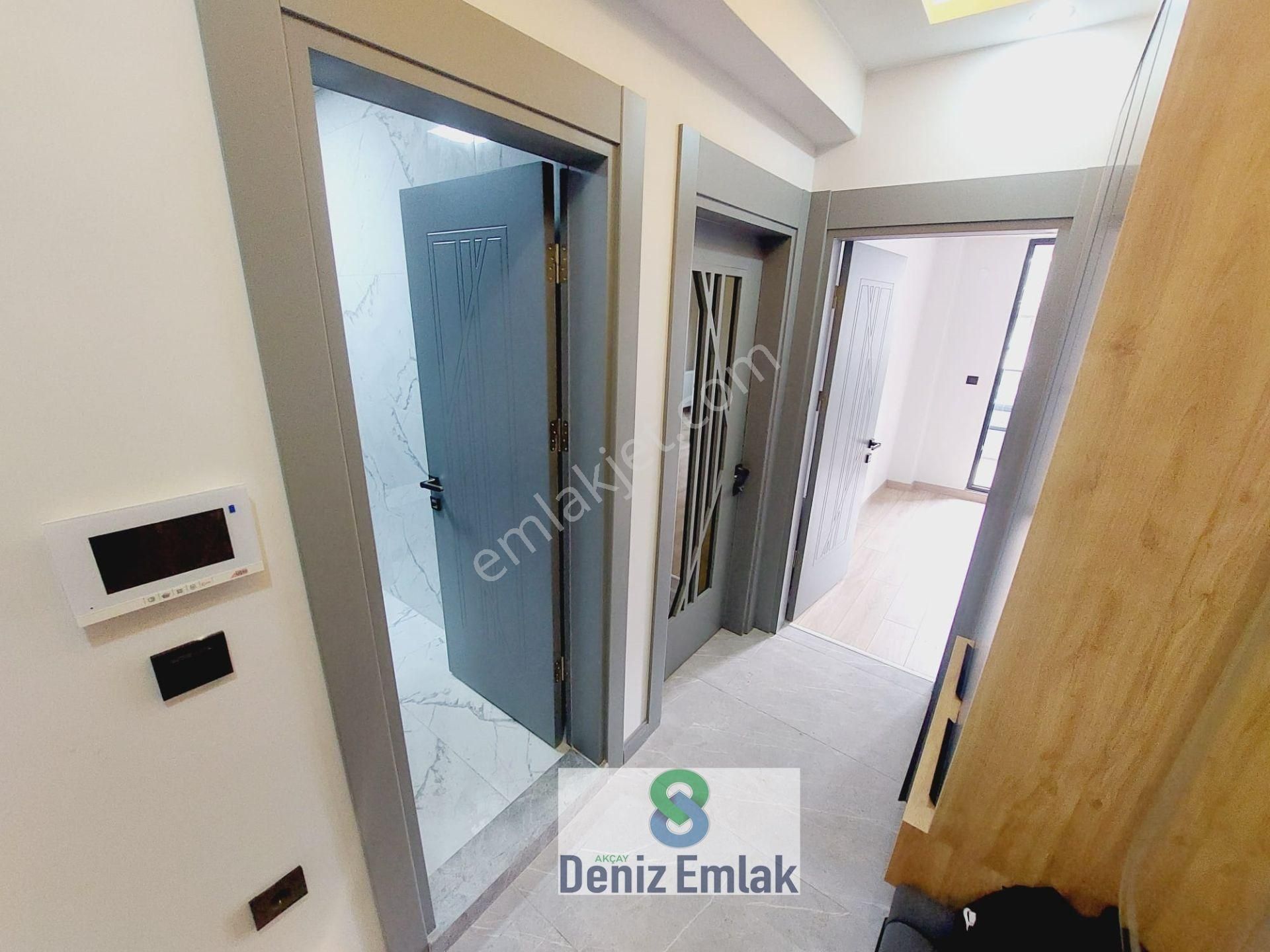 Denizden Akçayda Lüks Dizayn Edilmiş Geniş Satılık 1+1 Daire. - Görsel 15