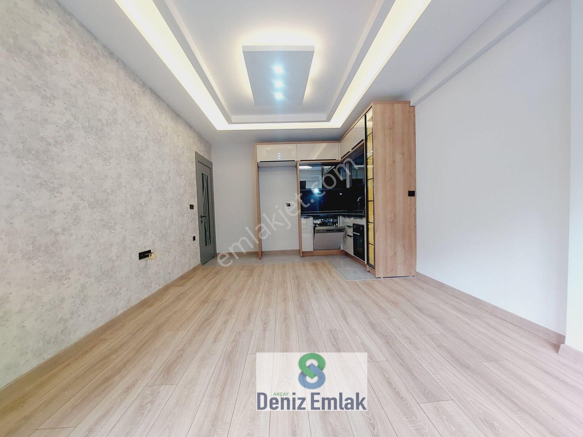 Denizden Akçayda Lüks Dizayn Edilmiş Geniş Satılık 1+1 Daire. - Görsel 19