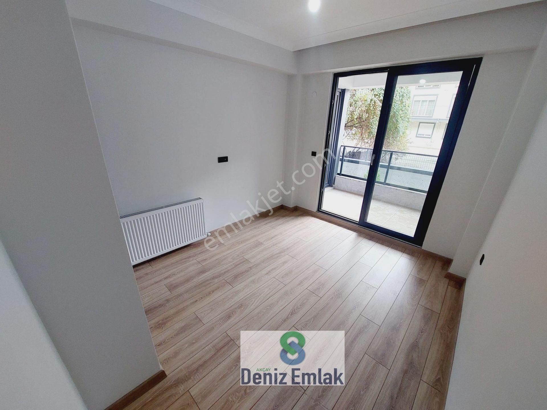 Denizden Akçayda Lüks Dizayn Edilmiş Geniş Satılık 1+1 Daire. - Görsel 16