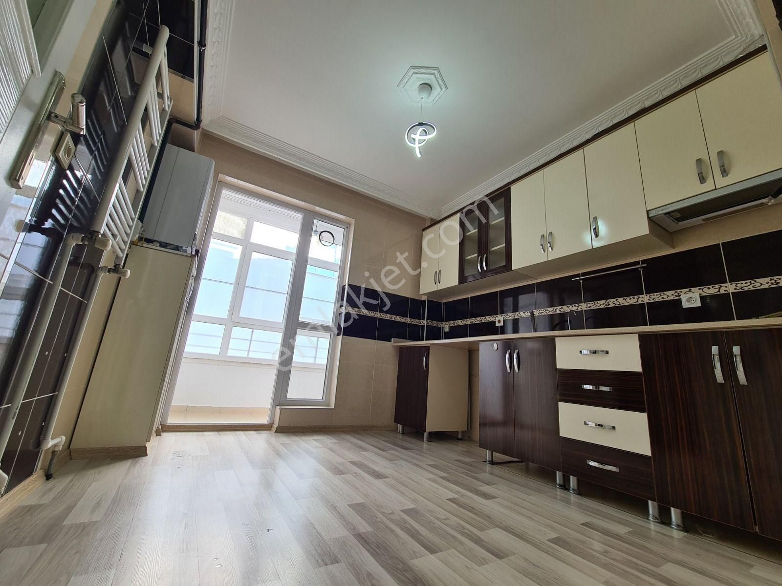Yükseltepe Cadde Üzeri Park Manzaralı Güneşe Komşu Kiralık 3+1 - Görsel 2