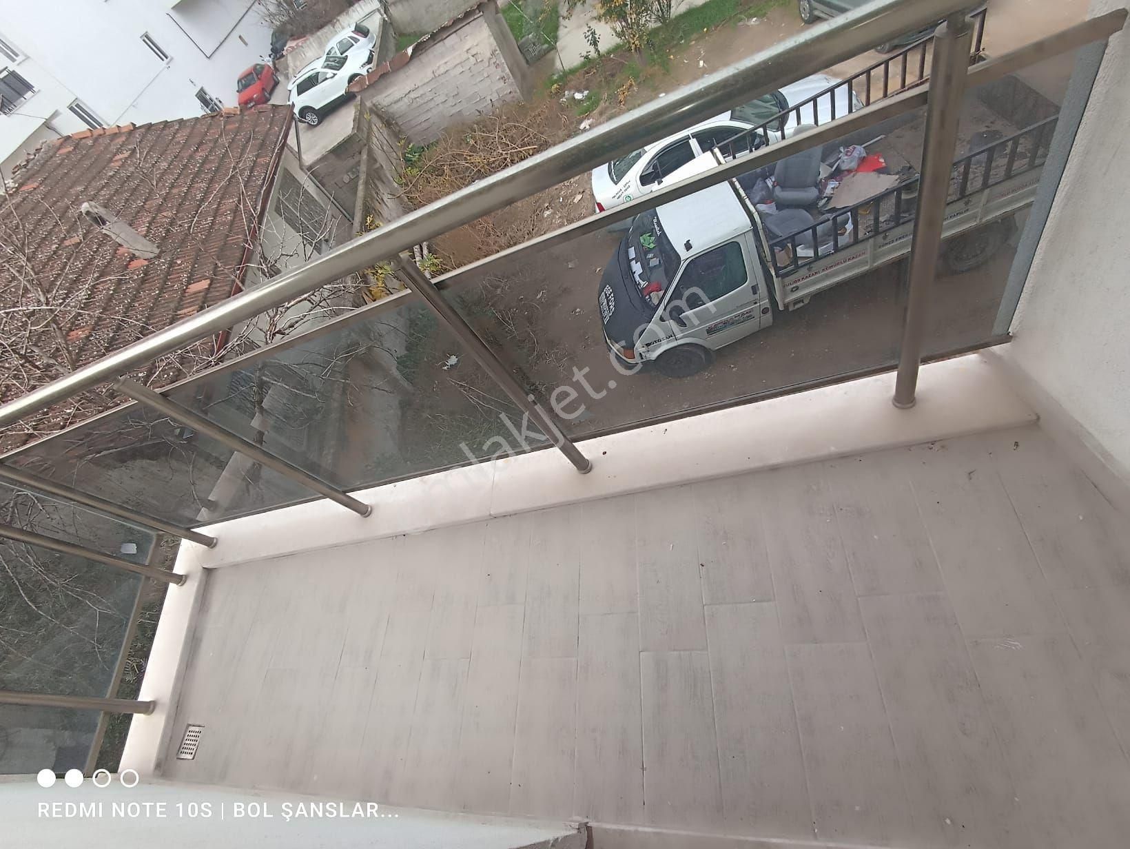 Pelitlibağ Mevkisinde Balkonlu 1+1 Kiralık Apart - Görsel 8