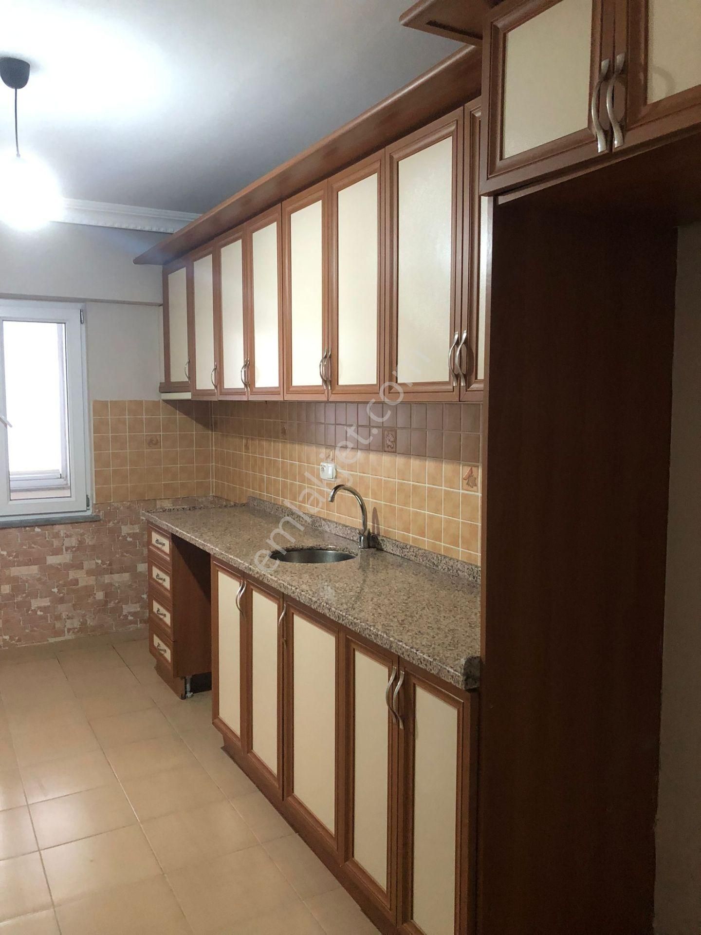 Vakfıkebir Kirazlık Mahallesinde Lüks Sitede 7. Kat Geniş 3+1 Daire – 125 M² - Görsel 12