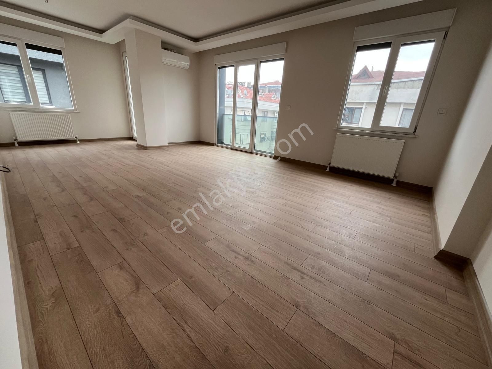 Küçükyalı Çınar Sahilde Deniz Manzaralı 4+1 Dubleks - Görsel 18