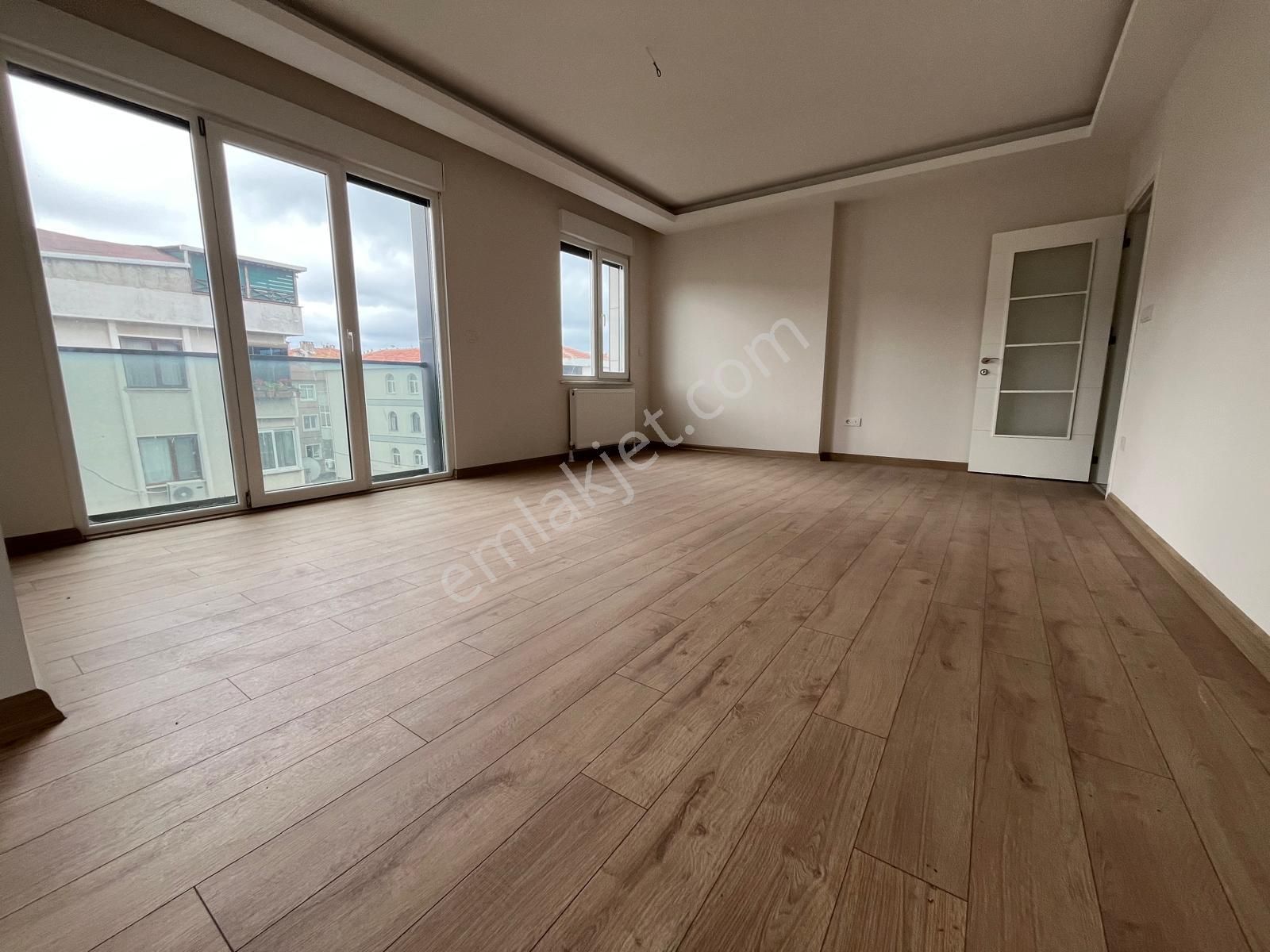 Küçükyalı Çınar Sahilde Deniz Manzaralı 4+1 Dubleks - Görsel 2