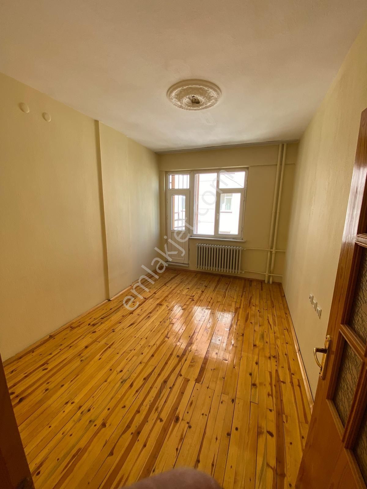 Kosova Mahallesinde Kiralık 3+1 Arakat Daire - Görsel 16