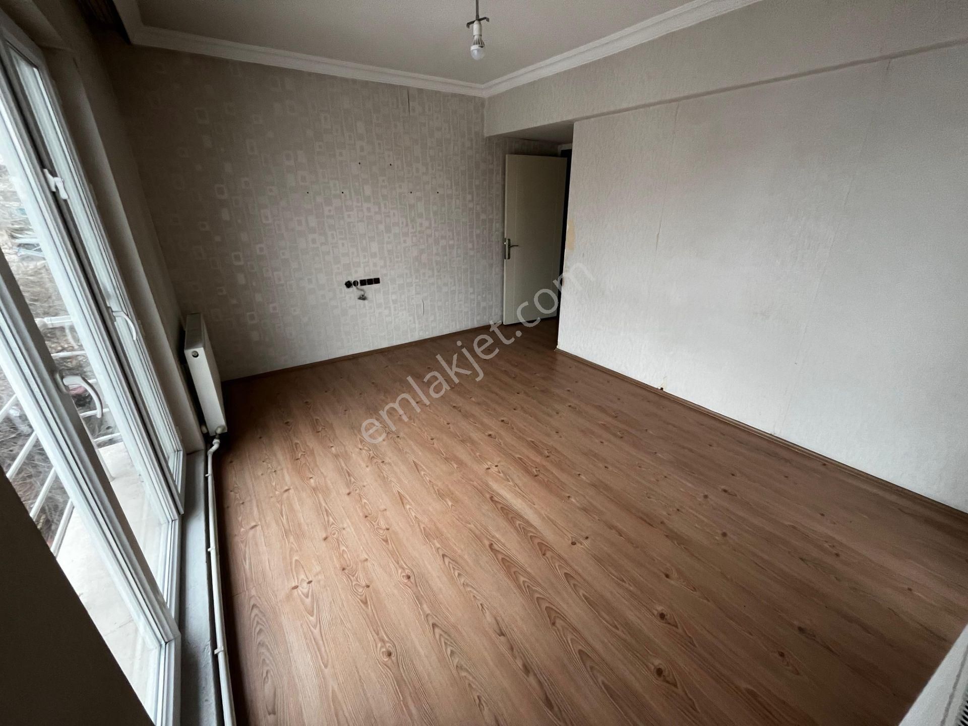 Mareşal Çakmak Mah.'de Ebeveyn Banyo Ve Asansörlü 130 M2 Fırsat Daire - Görsel 14