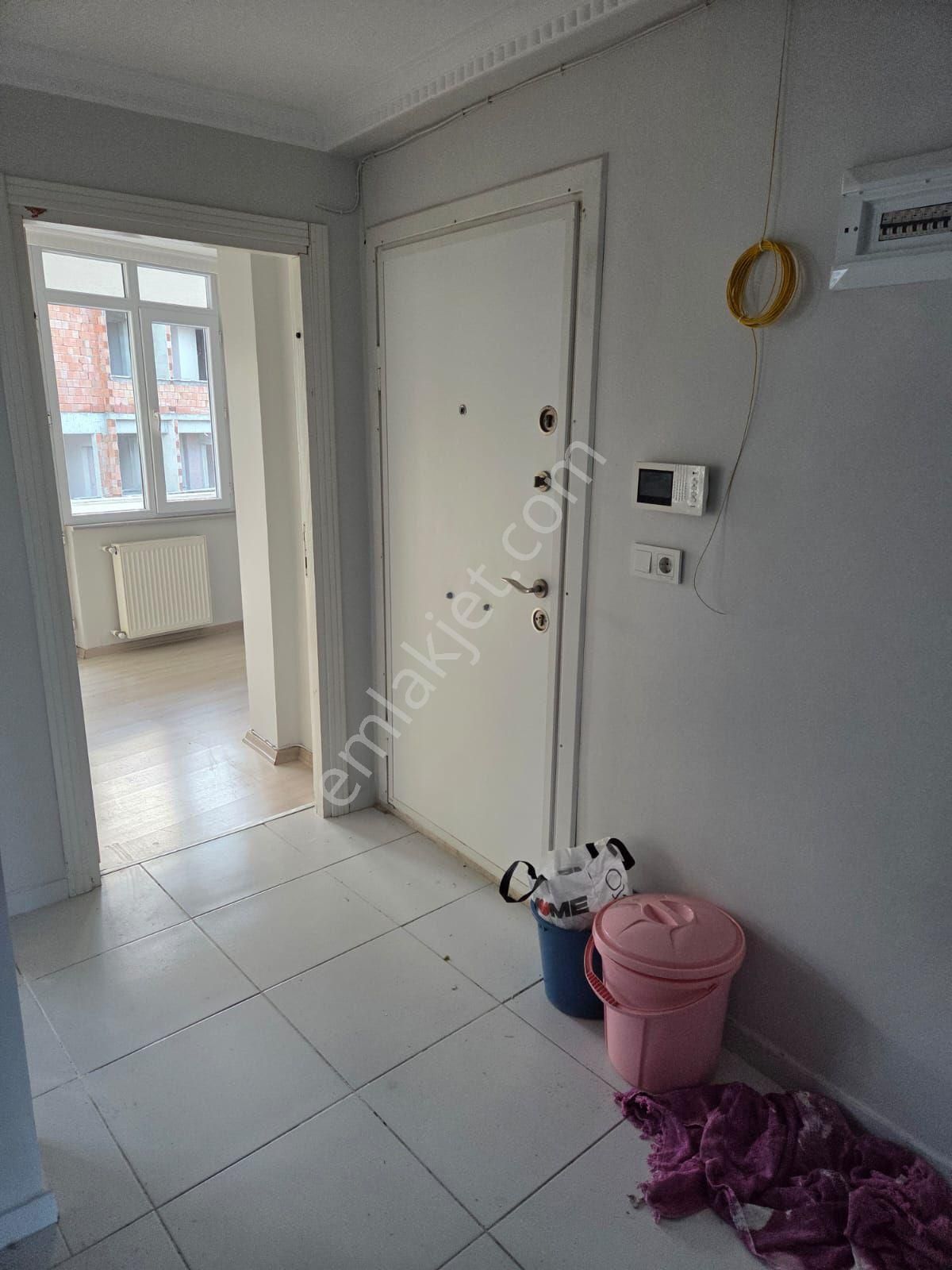 Sefaköy İnönü Mahallesi'nde Satılık Dubleks Daire 4+2 Geniş Ve Kullanışlı 10.750 Tl - Görsel 16