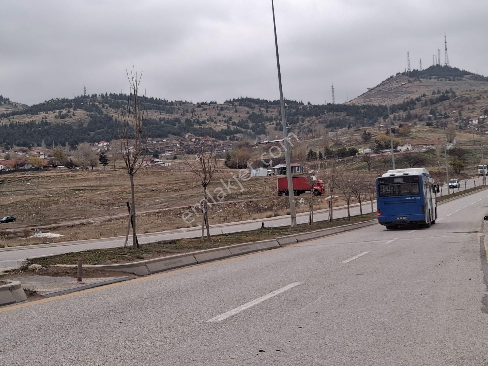 Hastane Yakını Cd Üzerinde 179m2 Konut İmarlı Yüksek Kat Site Parseli - Görsel 5