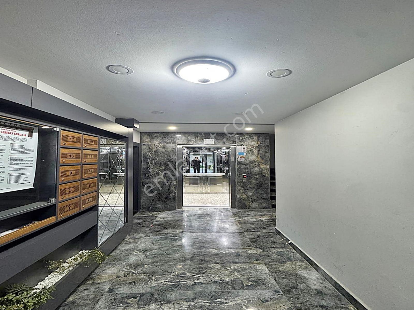 Cadde34 Yapı'dan Beylikdüzü Gürpınar'da Kapalı Otoparklı Sıfır Butik Sitede 3+1 Satılık Arakat!! - Görsel 8