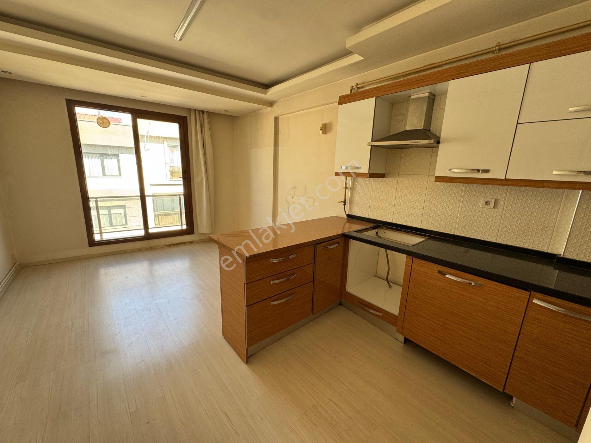 Acill Buca Işıklıpark Yakını 2+1 70m2 Dgazlı Açık Mutfak Satılık Daire - Görsel 5