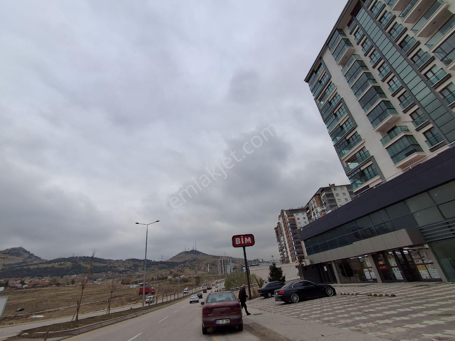 Hastane Yanı Cd Üzerinde 358m2 Konut İmarlı Yüksek Kat Site Parseli - Görsel 5