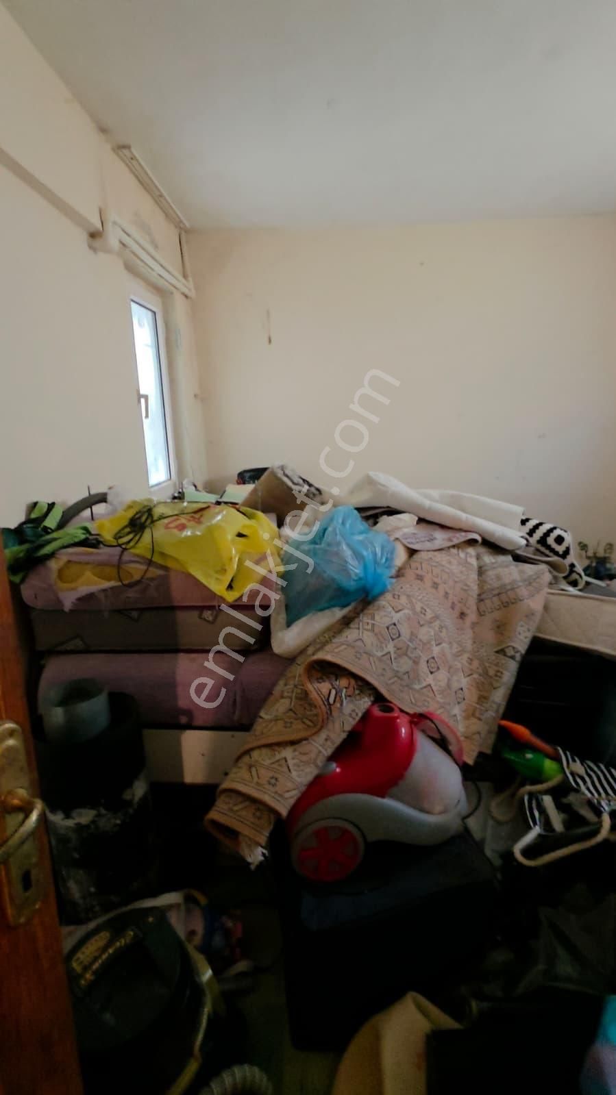 İstanbul / Silivri / Gümüşyaka Mh.acil Satılık Denize 300 Metre 4 Katlı Müstakil Bina Bahçeli - Görsel 26