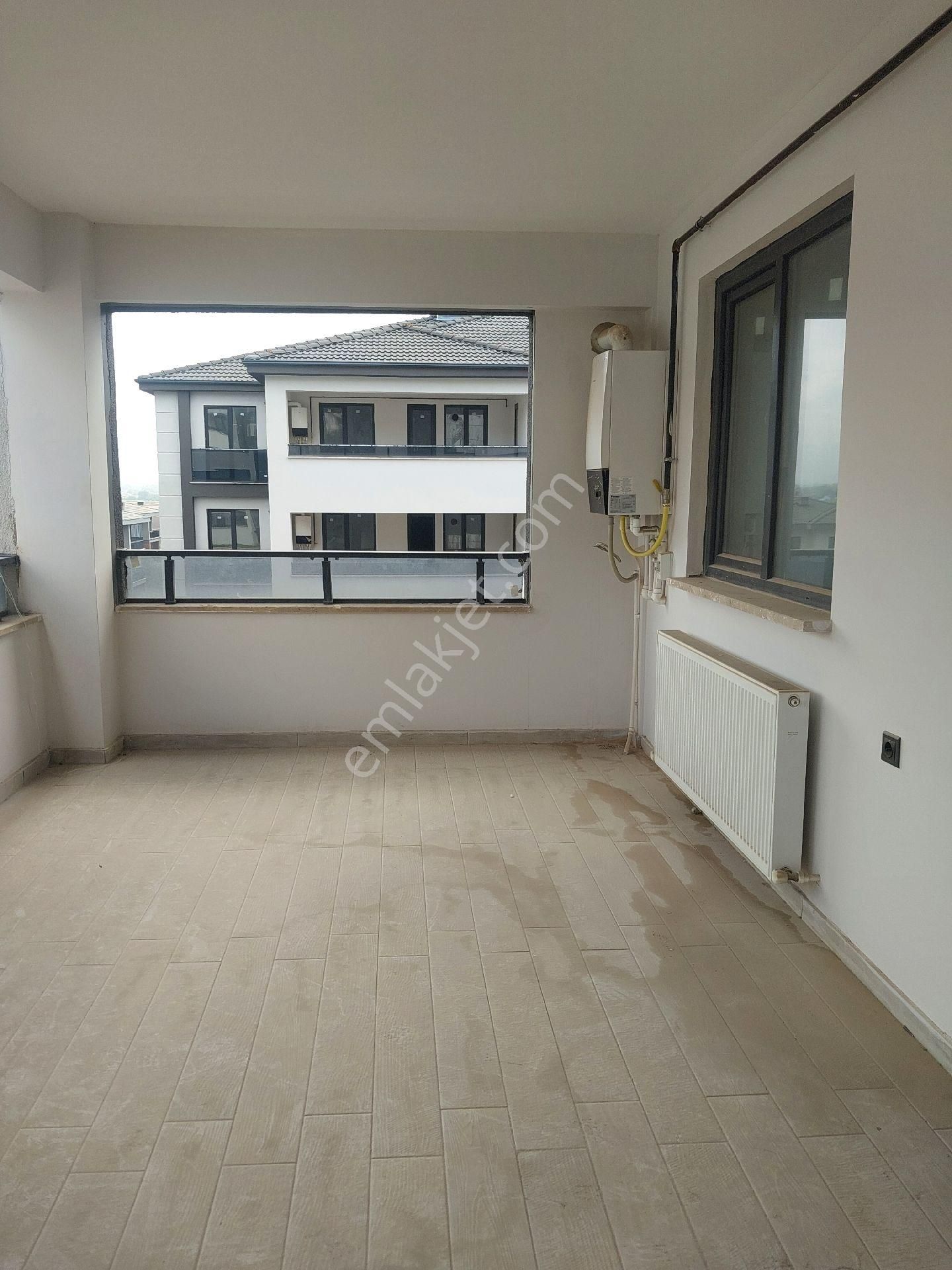 Alanyurt Kozulca Yolunda Satılık Site İçi Daire - Görsel 7