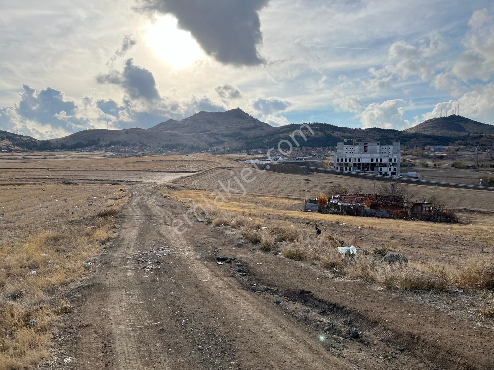 Hastane Yanında 537m2 Konut İmarlı Yüksek Kat Site Parseli - Görsel 30