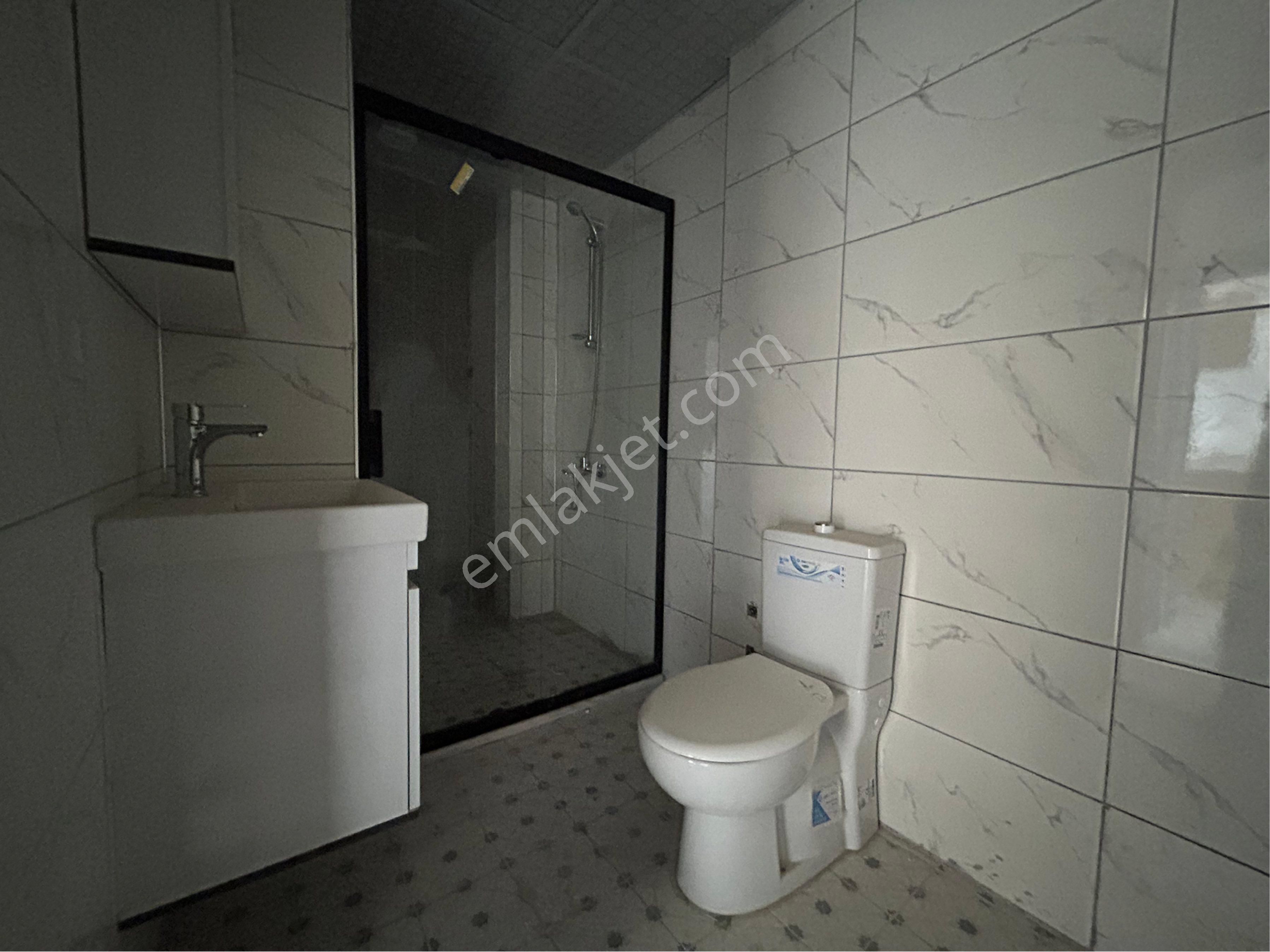 Davutlar Merkezde Havuzlu Kiralık 1+1 Daire - Görsel 7