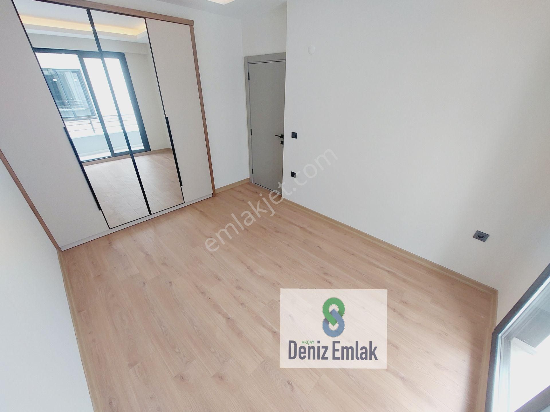 Denizden Akçayda Öncephe Kapalı Otoparklı Yerden Isıtmalı Lüks Satılık 2+1 Daire. - Görsel 16