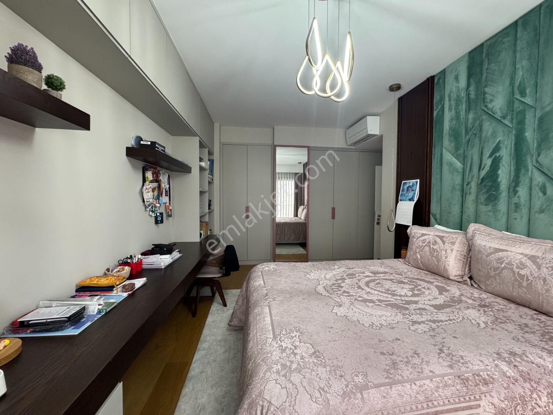 Kordon İstanbul'da Full Dekorasyonlu 5+1 Satılık Lüks Daire - Görsel 16